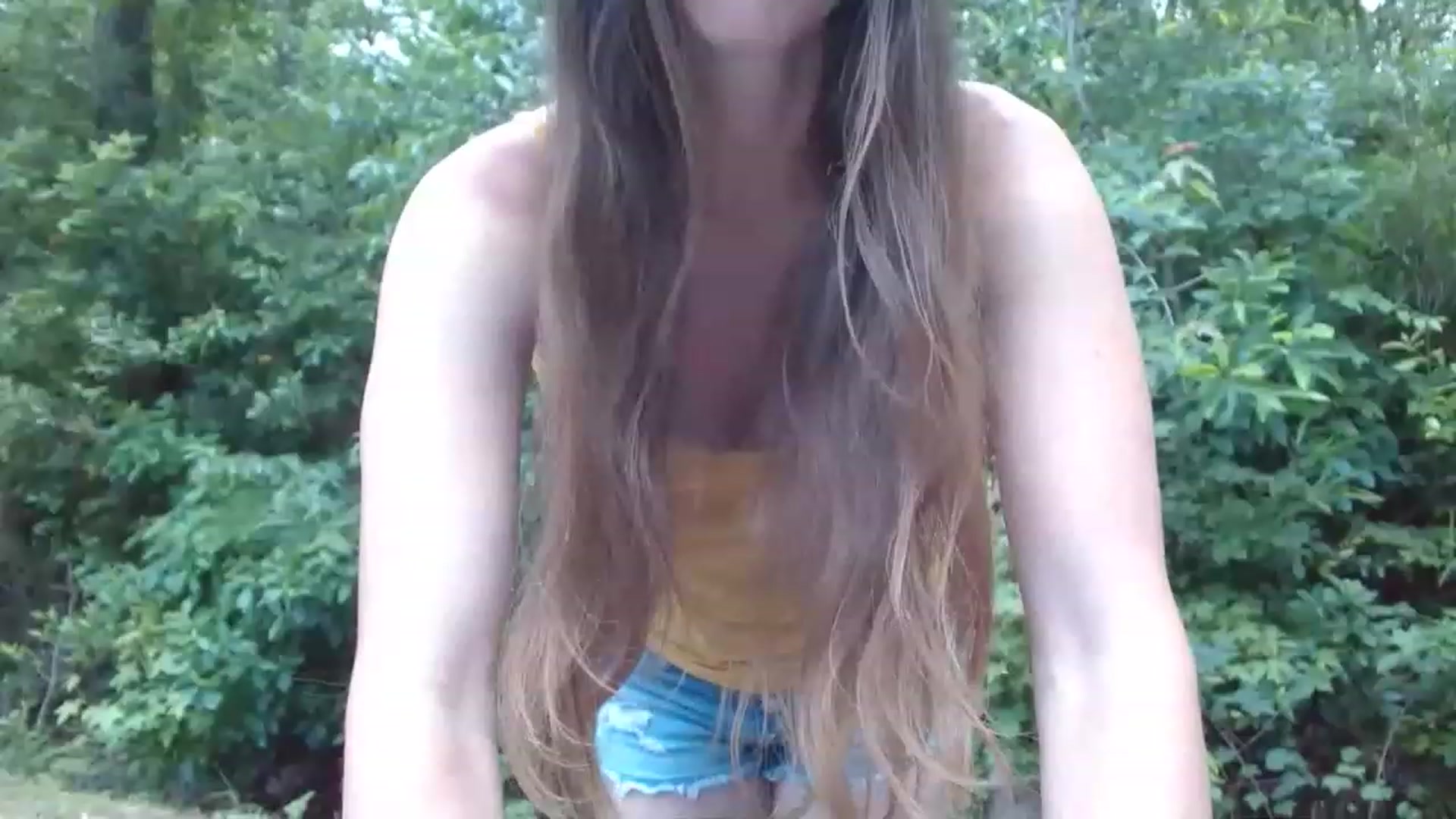 Gallery image thumbnail from GirlOffGrid's myfreecams stream on, 05/24/2023, 19:11 image 10 of 20
