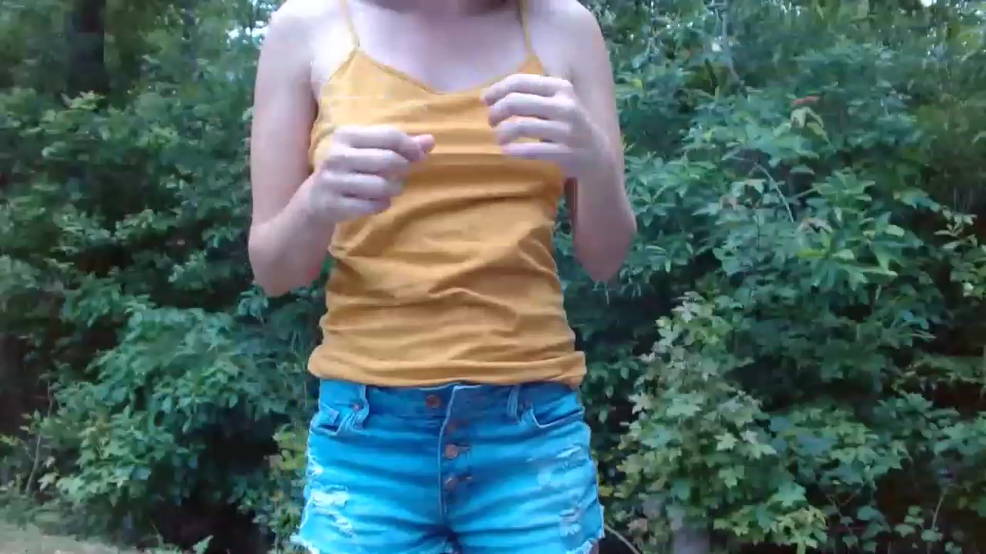 Gallery image thumbnail from GirlOffGrid's myfreecams stream on, 05/24/2023, 19:11 image 13 of 20