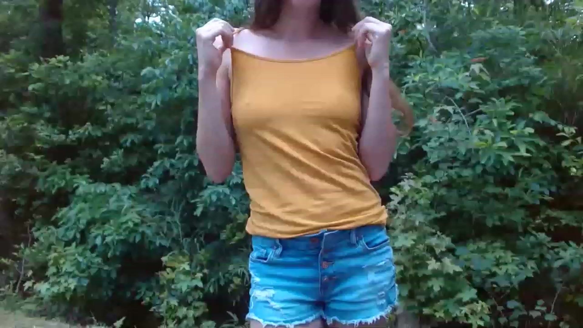 Gallery image thumbnail from GirlOffGrid's myfreecams stream on, 05/24/2023, 19:11 image 15 of 20