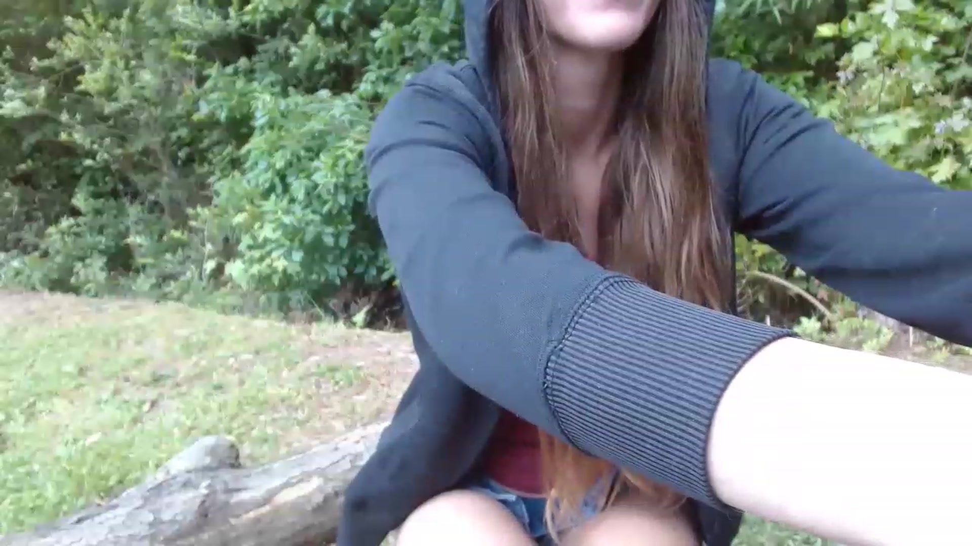 Gallery image thumbnail from GirlOffGrid's myfreecams stream on, 05/25/2023, 23:01 image 19 of 20