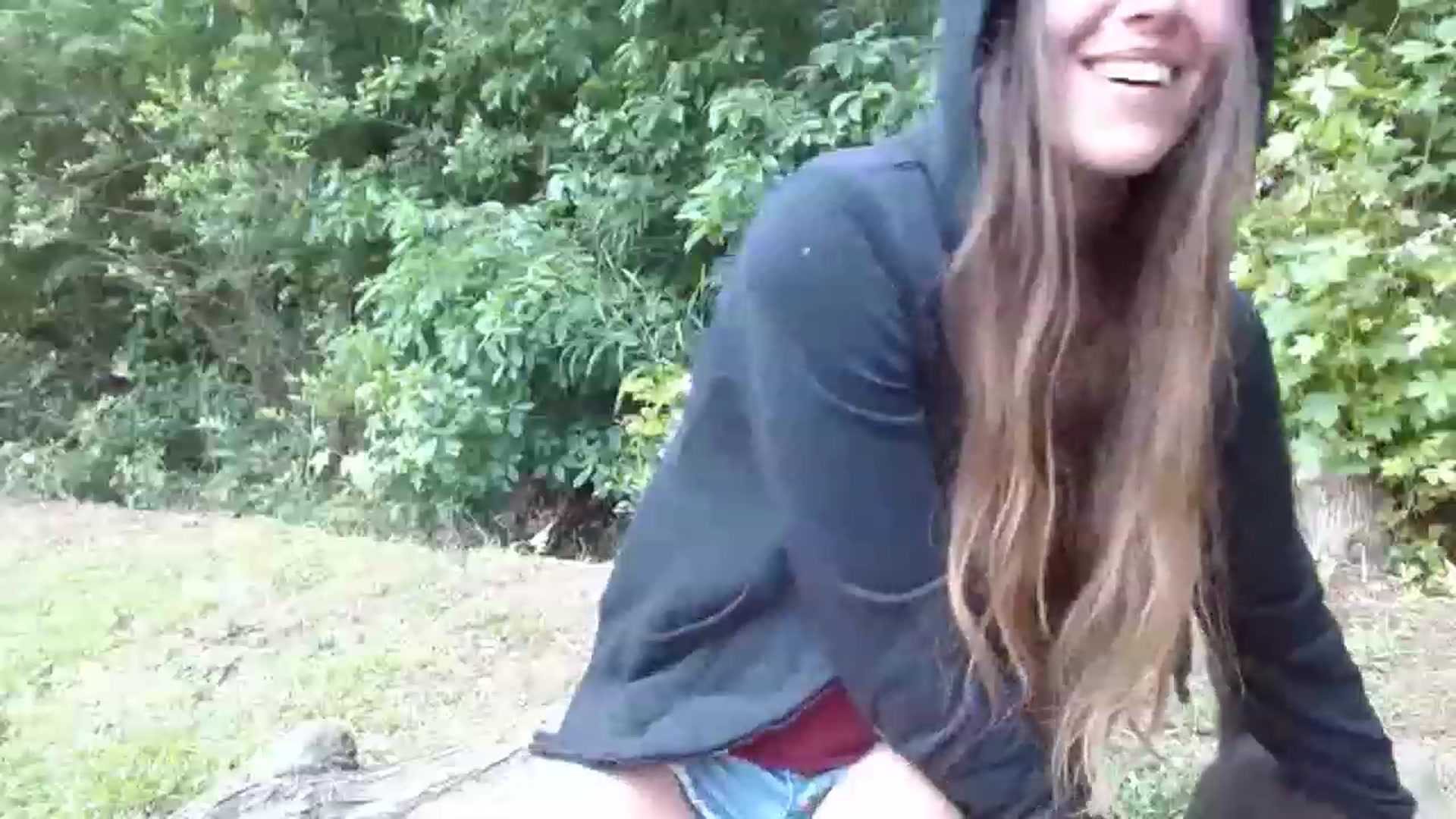Gallery image thumbnail from GirlOffGrid's myfreecams stream on, 05/25/2023, 23:01 image 7 of 20