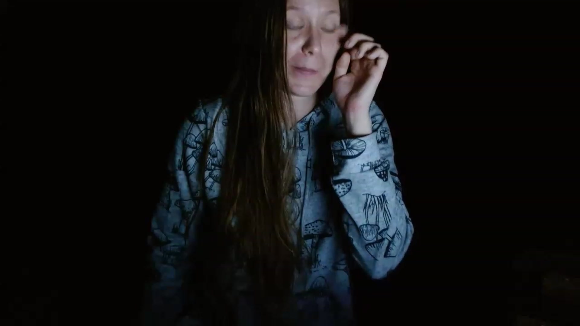 Gallery image thumbnail from GirlOffGrid's myfreecams stream on, 06/28/2023, 02:43 image 17 of 20