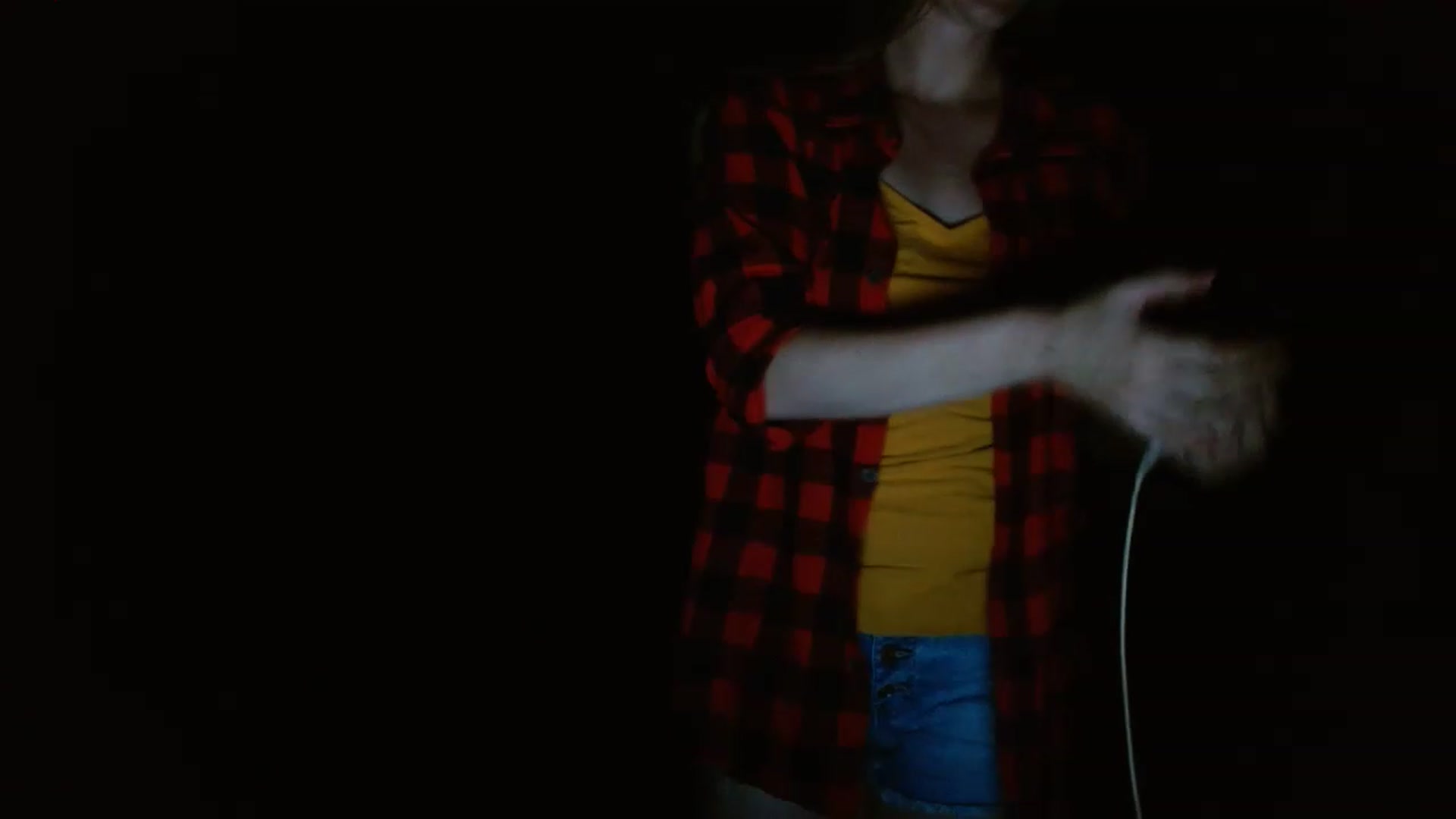 Gallery image thumbnail from GirlOffGrid's myfreecams stream on, 06/29/2023, 01:14 image 14 of 20