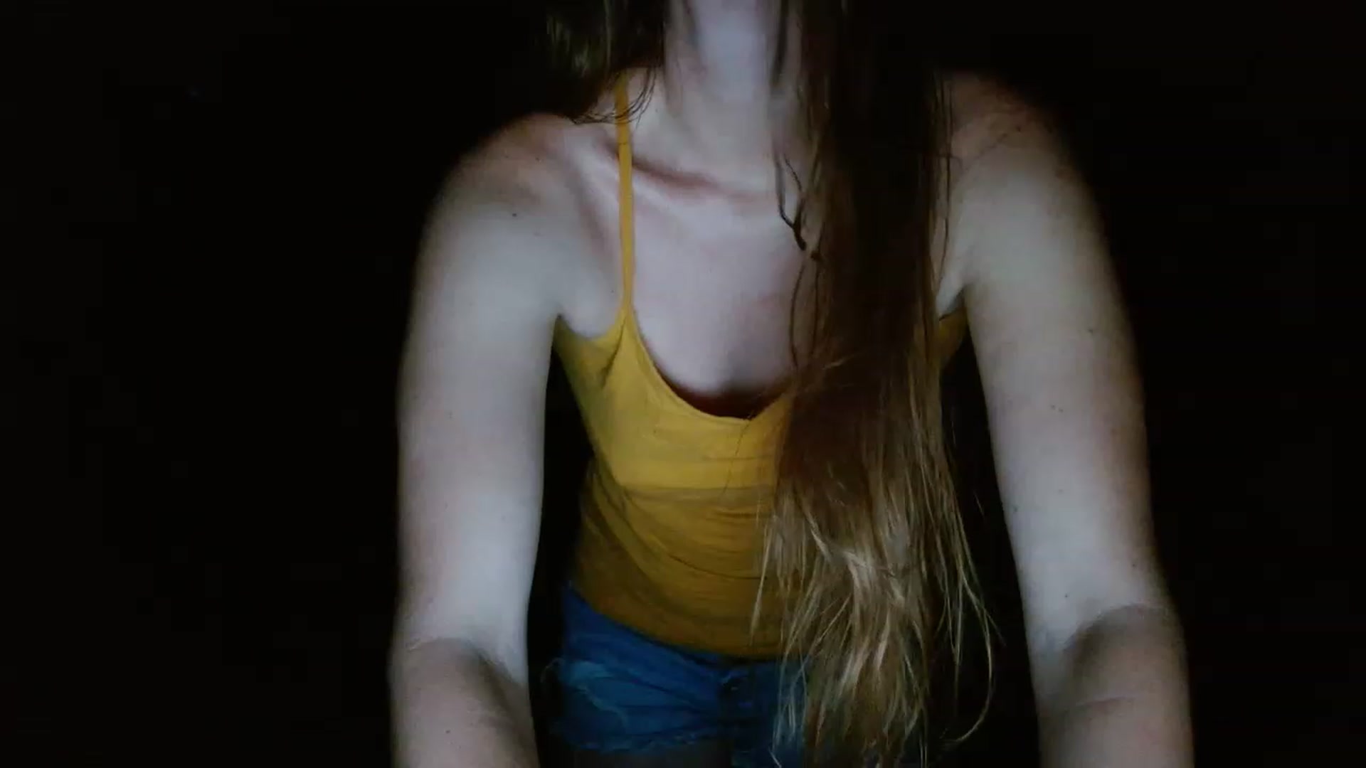 Gallery image thumbnail from GirlOffGrid's myfreecams stream on, 06/29/2023, 01:14 image 9 of 20