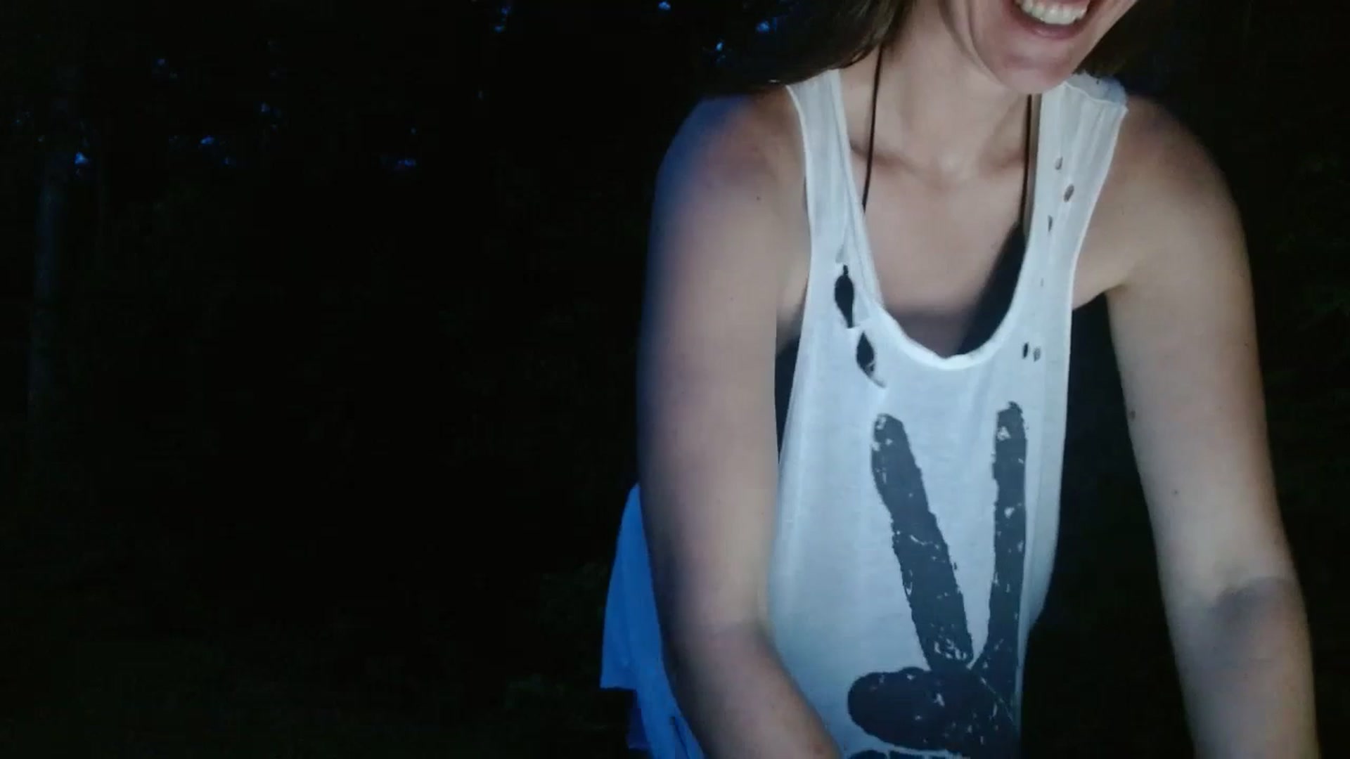 Gallery image thumbnail from GirlOffGrid's myfreecams stream on, 07/16/2023, 01:45 image 10 of 20