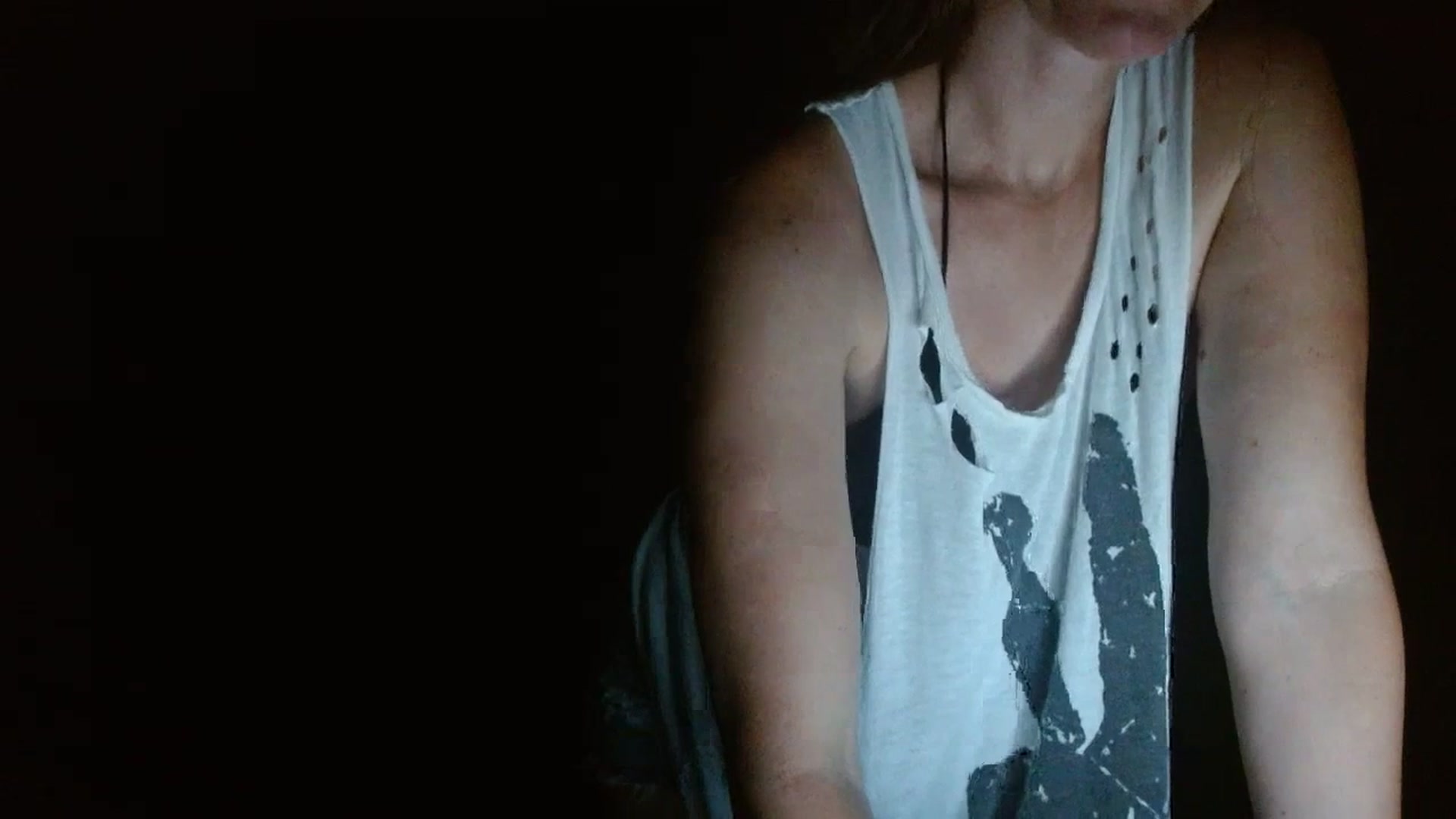 Gallery image thumbnail from GirlOffGrid's myfreecams stream on, 07/16/2023, 01:45 image 14 of 20