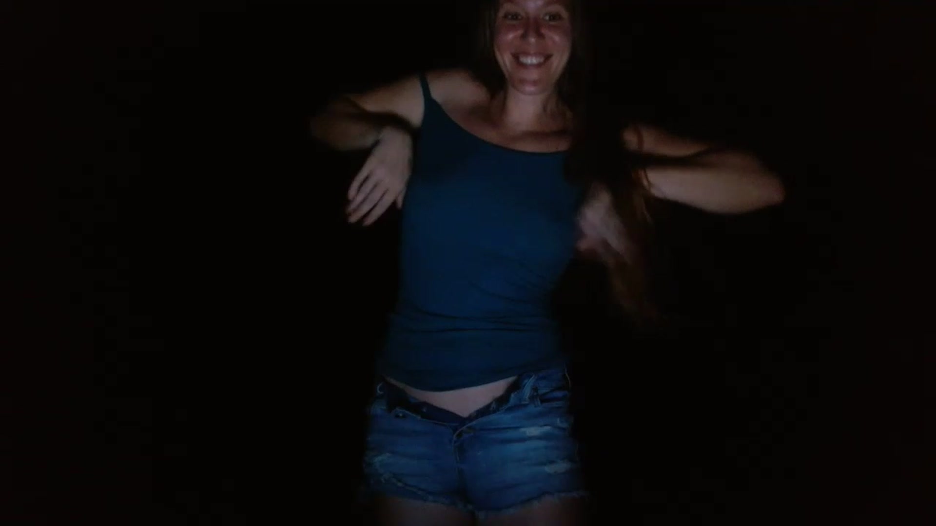 Gallery image thumbnail from GirlOffGrid's myfreecams stream on, 07/27/2023, 01:02 image 17 of 20