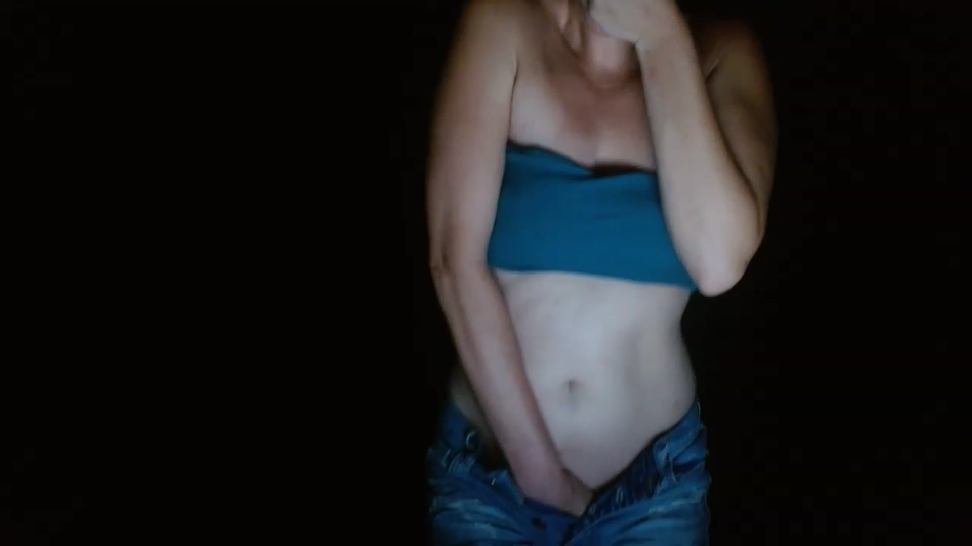 Gallery image thumbnail from GirlOffGrid's myfreecams stream on, 07/27/2023, 02:12 image 10 of 20