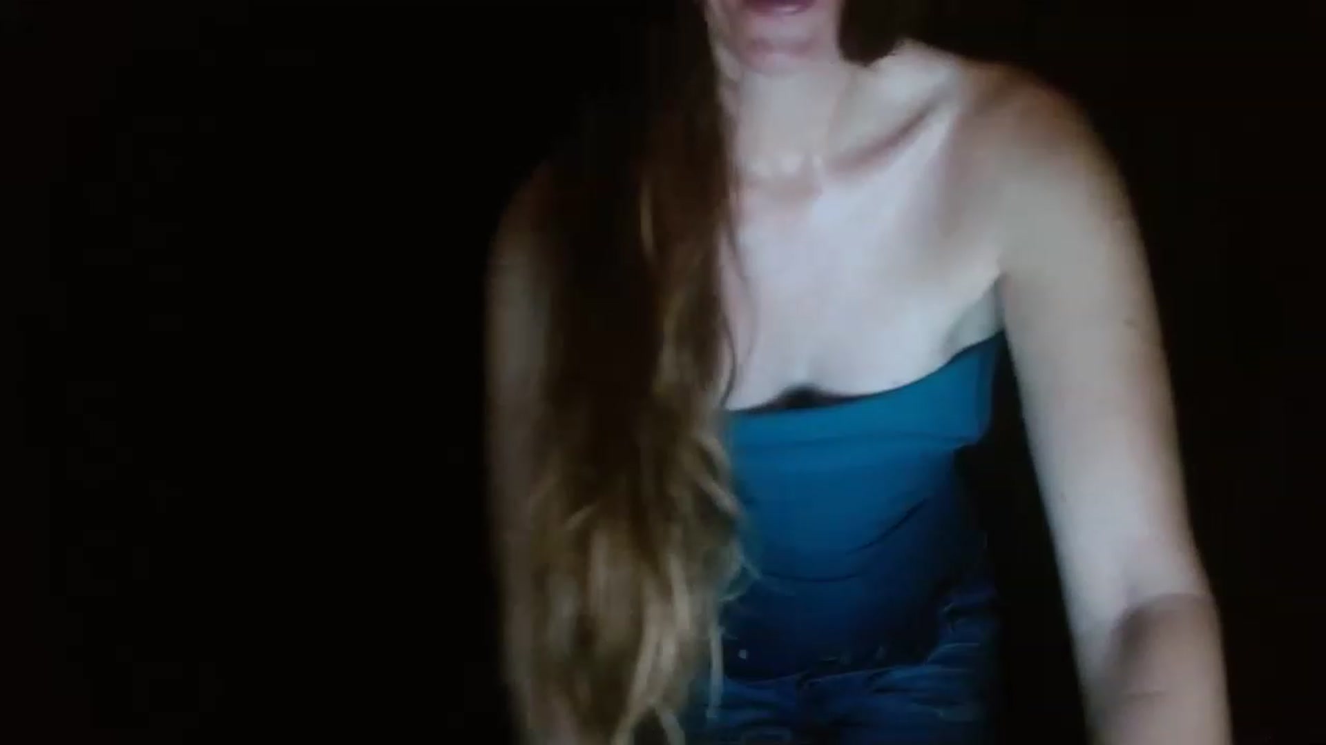 Gallery image thumbnail from GirlOffGrid's myfreecams stream on, 07/27/2023, 02:12 image 3 of 20