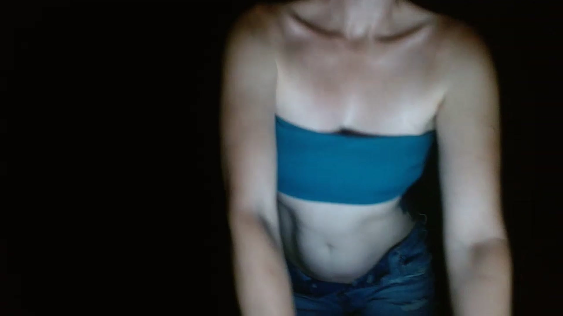 Gallery image thumbnail from GirlOffGrid's myfreecams stream on, 07/27/2023, 02:12 image 5 of 20