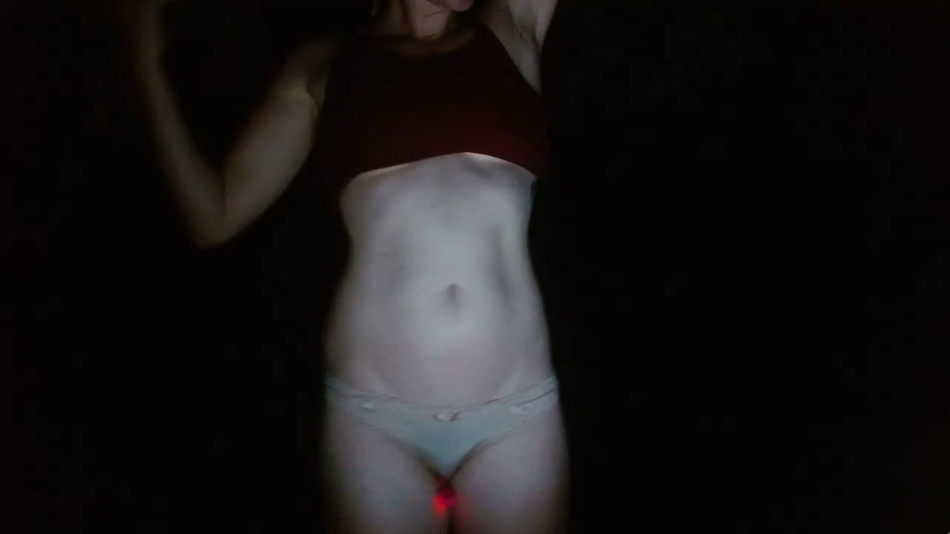 Gallery image thumbnail from GirlOffGrid's myfreecams stream on, 08/01/2023, 01:42 image 12 of 20