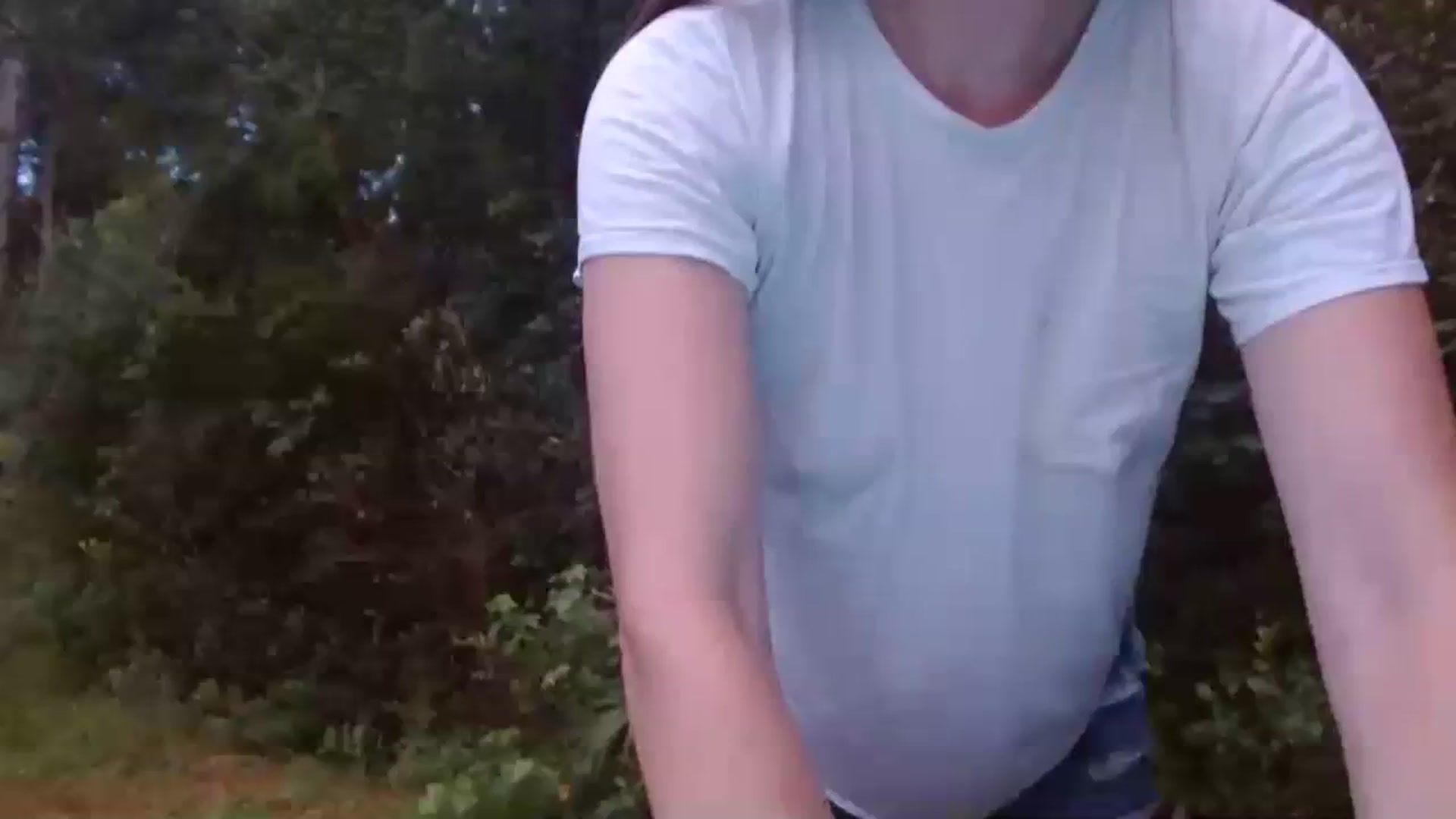 Gallery image thumbnail from GirlOffGrid's myfreecams stream on, 08/12/2023, 24:10 image 16 of 20