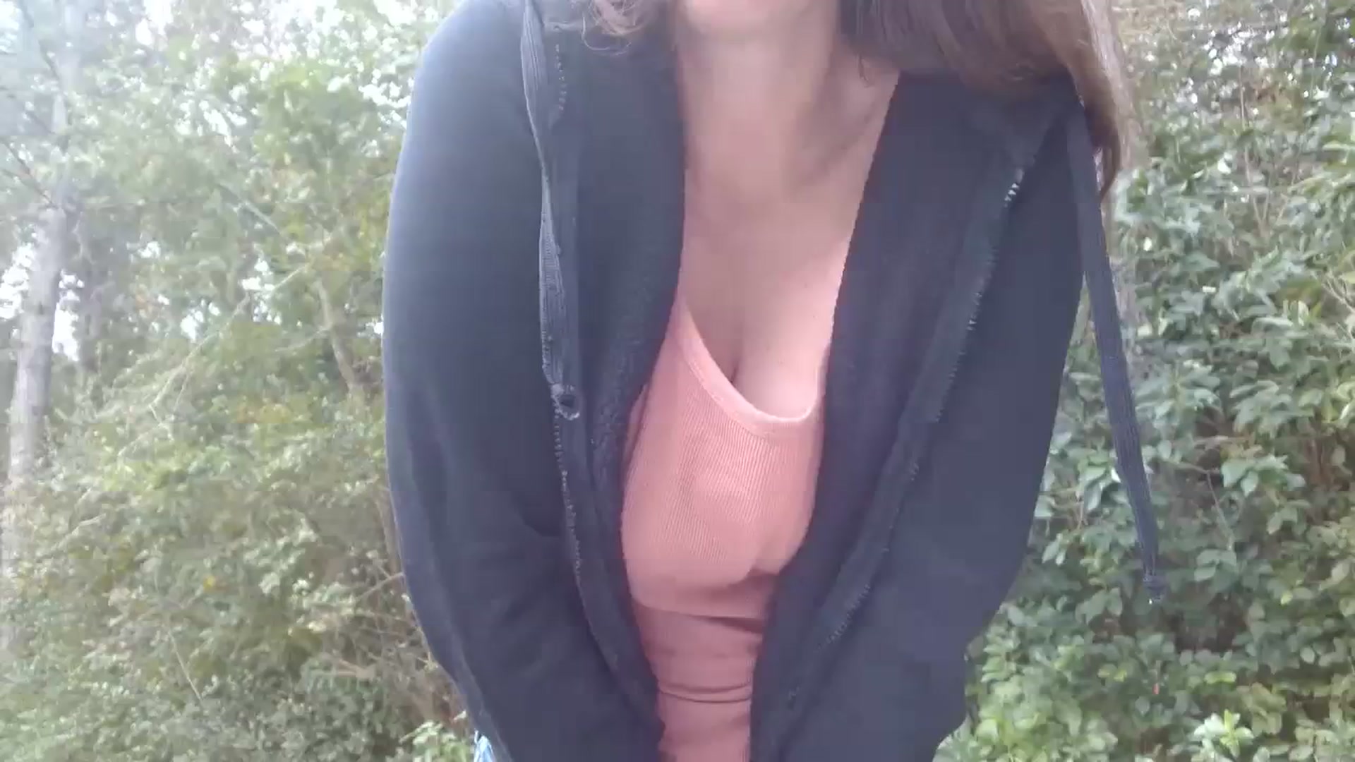 Gallery image thumbnail from GirlOffGrid's myfreecams stream on, 09/27/2023, 22:07 image 5 of 20