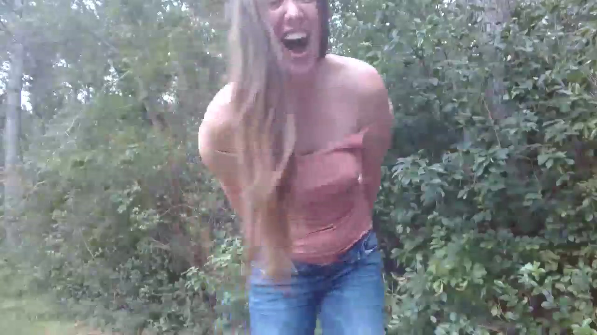 Gallery image thumbnail from GirlOffGrid's myfreecams stream on, 09/27/2023, 22:07 image 16 of 20