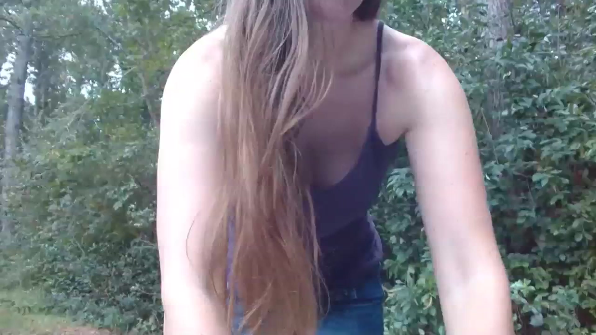 Gallery image thumbnail from GirlOffGrid's myfreecams stream on, 09/28/2023, 21:45 image 1 of 20