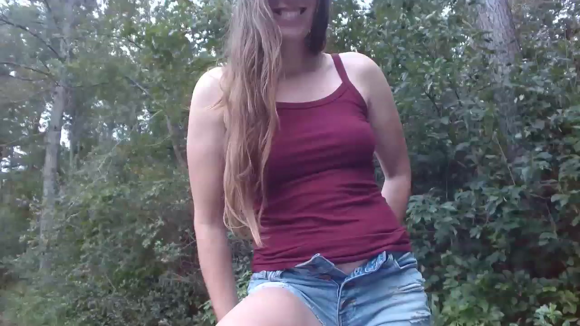 Gallery image thumbnail from GirlOffGrid's myfreecams stream on, 09/29/2023, 22:12 image 17 of 20