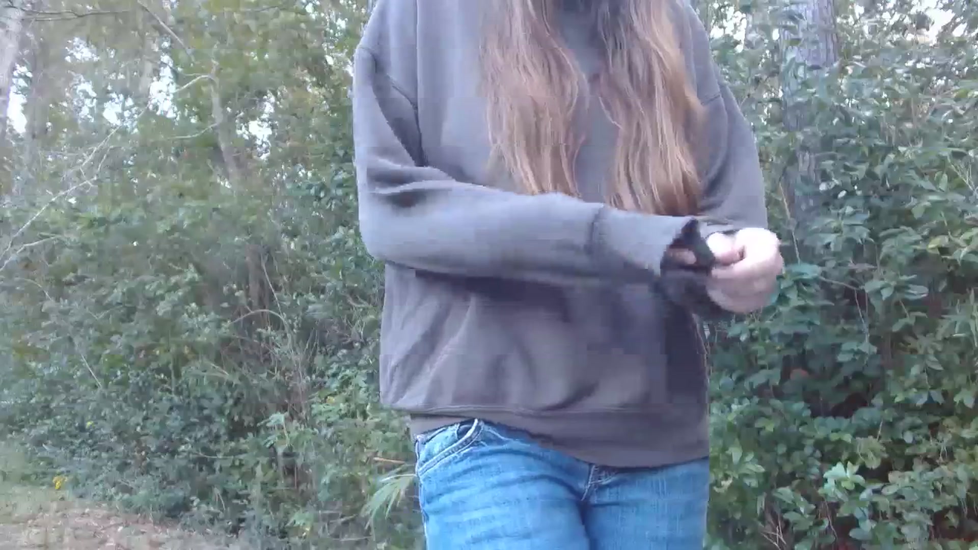 Gallery image thumbnail from GirlOffGrid's myfreecams stream on, 10/16/2023, 21:49 image 19 of 20
