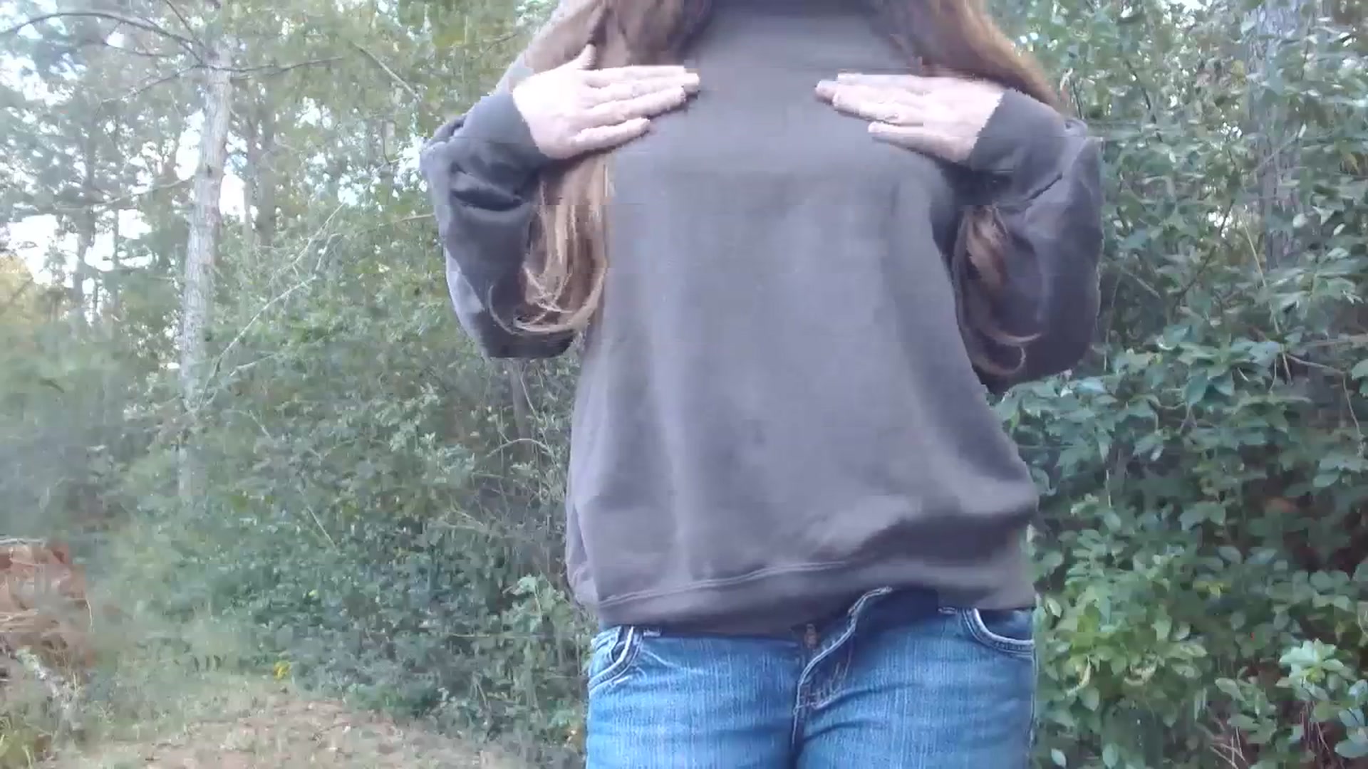 Gallery image thumbnail from GirlOffGrid's myfreecams stream on, 10/16/2023, 21:49 image 8 of 20