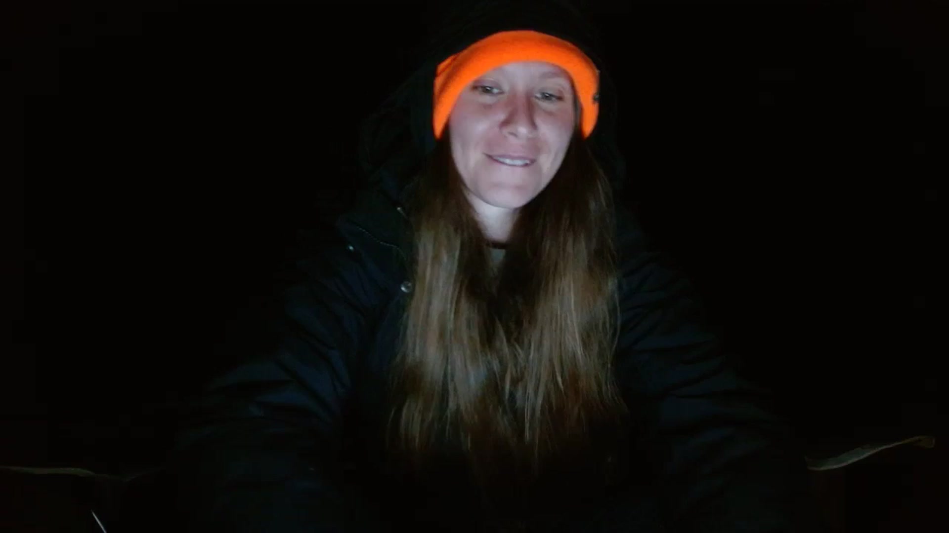 Gallery image thumbnail from GirlOffGrid's myfreecams stream on, 10/17/2023, 23:49 image 14 of 20