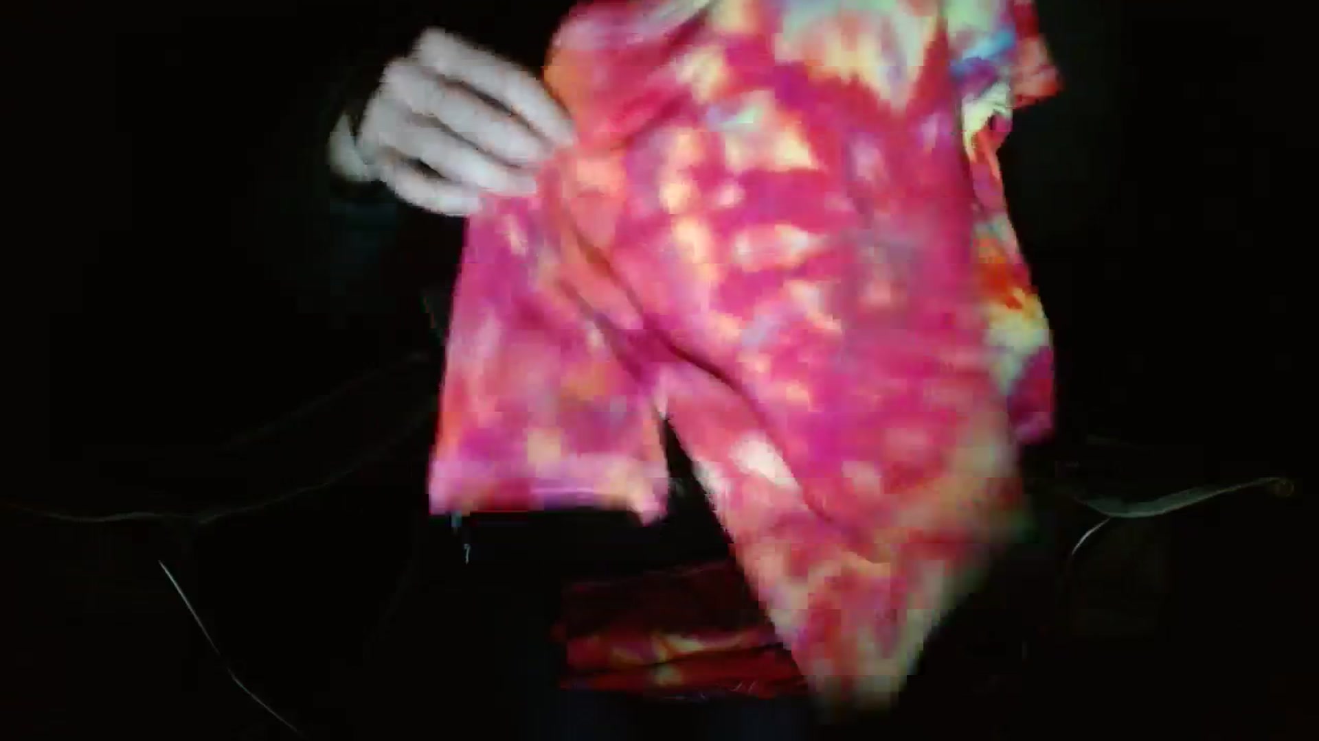 Gallery image thumbnail from GirlOffGrid's myfreecams stream on, 10/17/2023, 23:49 image 7 of 20