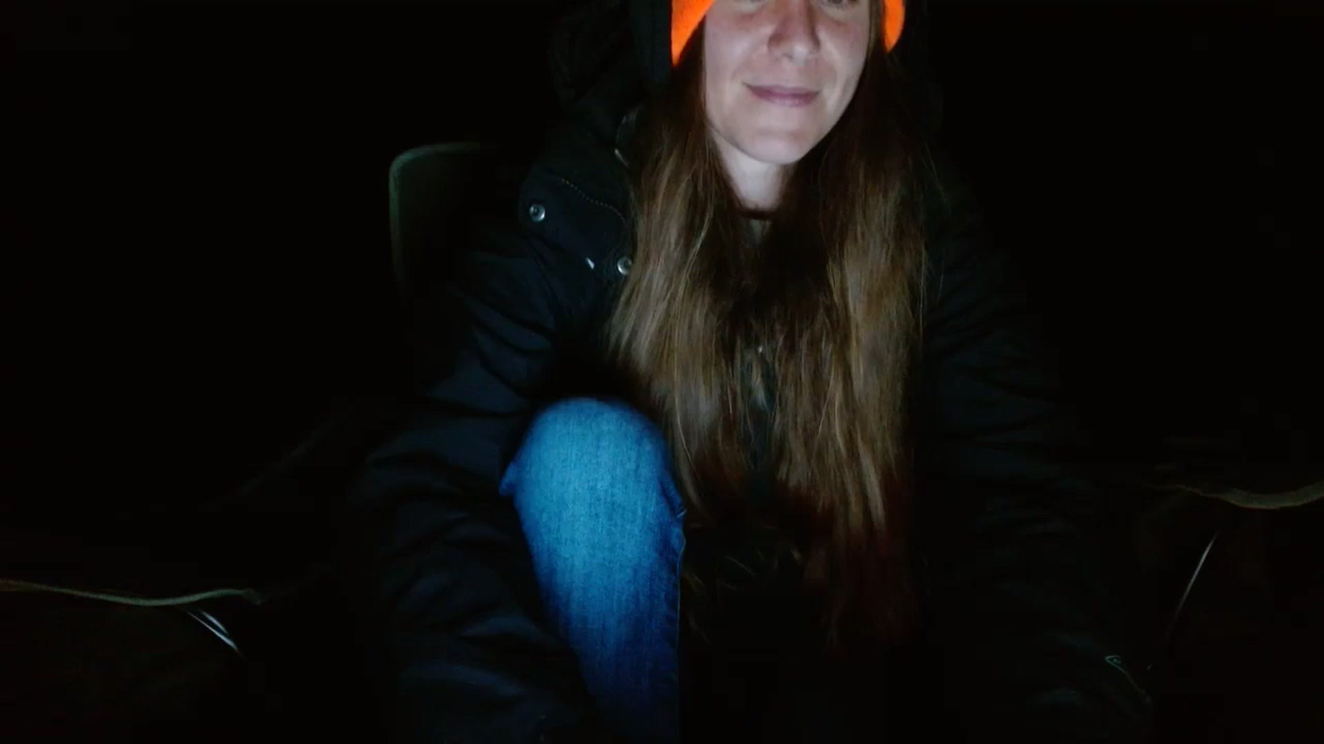 Gallery image thumbnail from GirlOffGrid's myfreecams stream on, 10/17/2023, 23:49 image 6 of 20