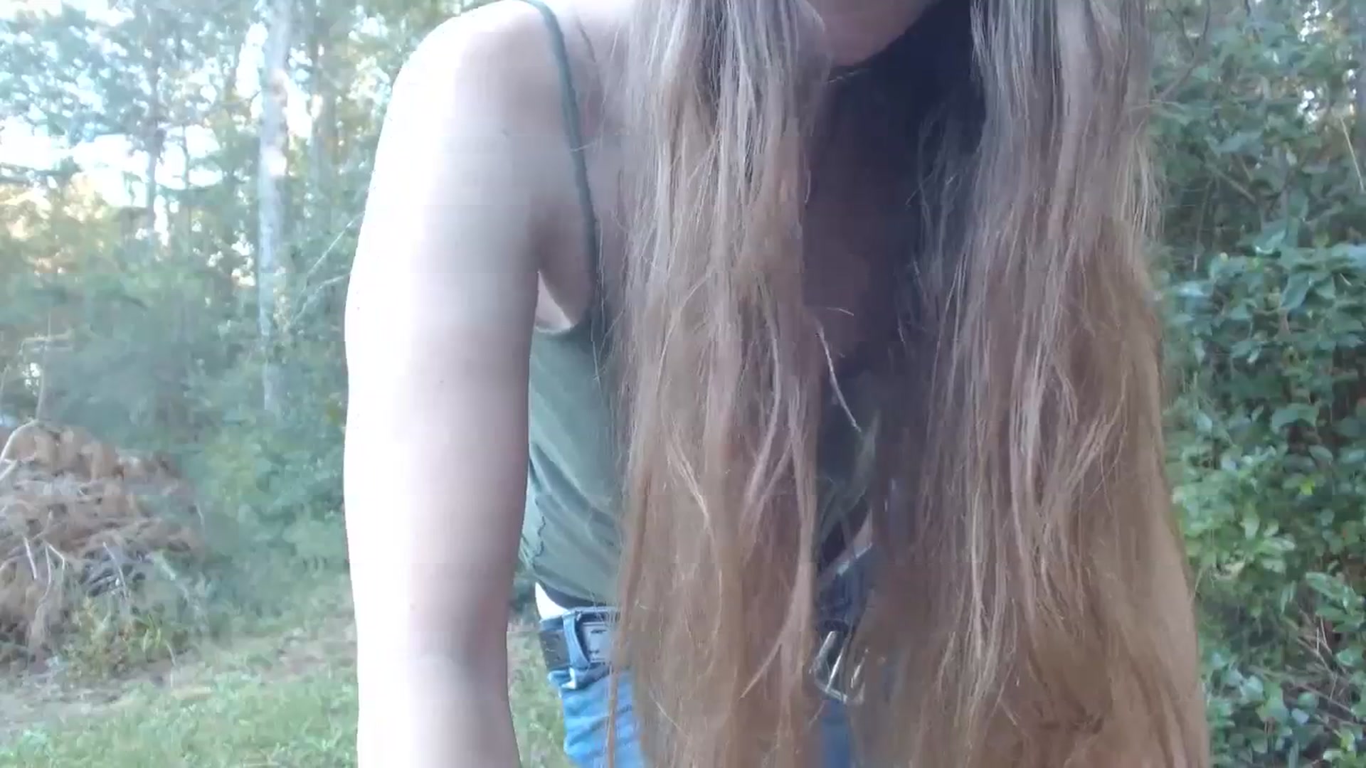 Gallery image thumbnail from GirlOffGrid's myfreecams stream on, 10/18/2023, 22:08 image 19 of 20