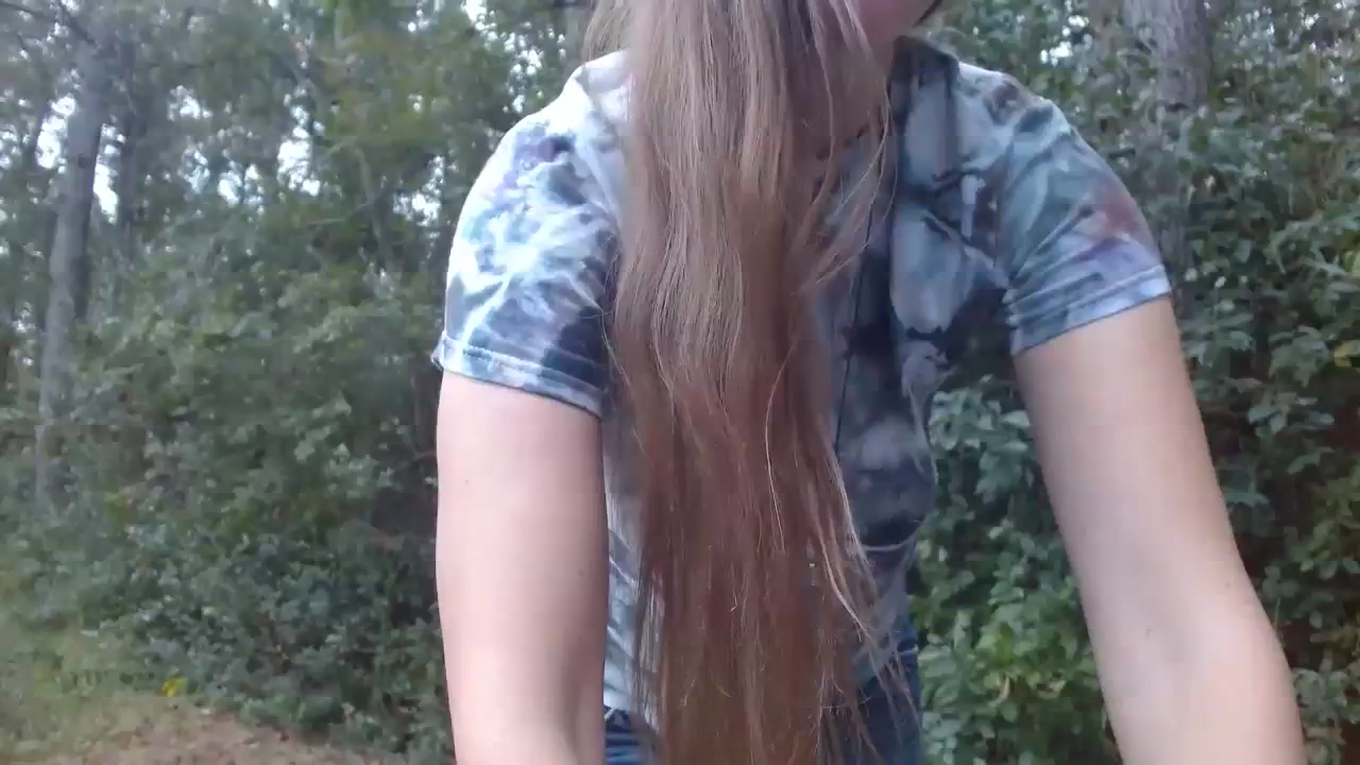 Gallery image thumbnail from GirlOffGrid's myfreecams stream on, 10/19/2023, 16:29 image 5 of 20