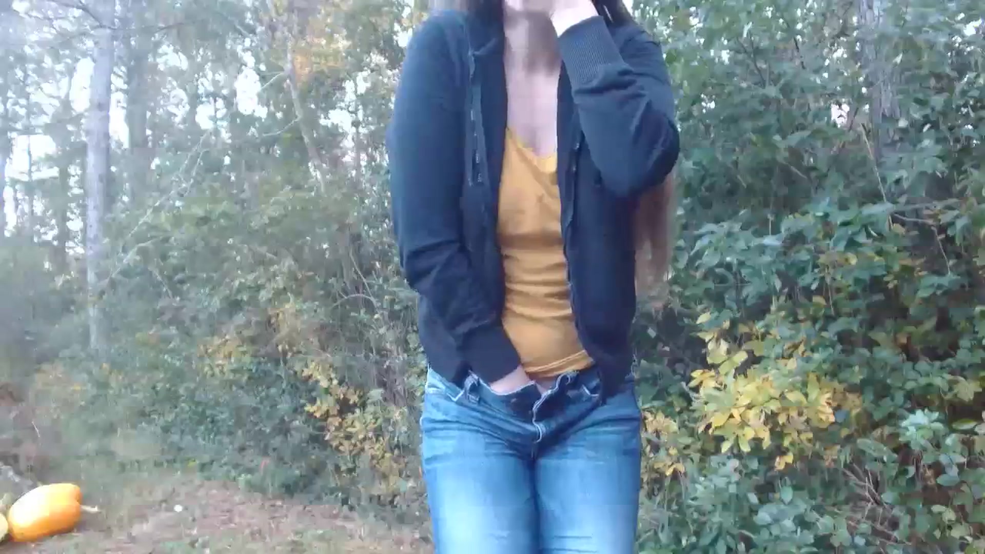 Gallery image thumbnail from GirlOffGrid's myfreecams stream on, 11/08/2023, 22:03 image 13 of 20
