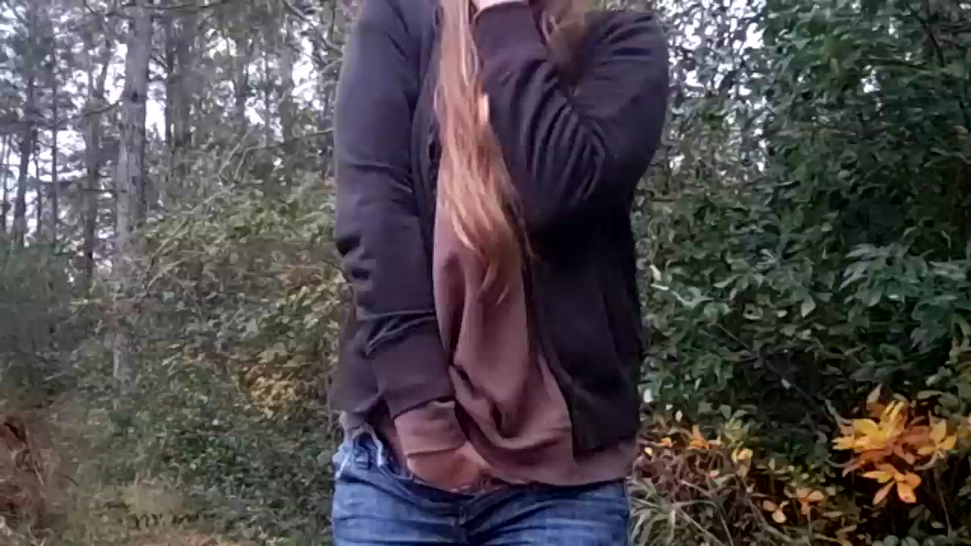 Gallery image thumbnail from GirlOffGrid's myfreecams stream on, 11/12/2023, 22:33 image 16 of 20
