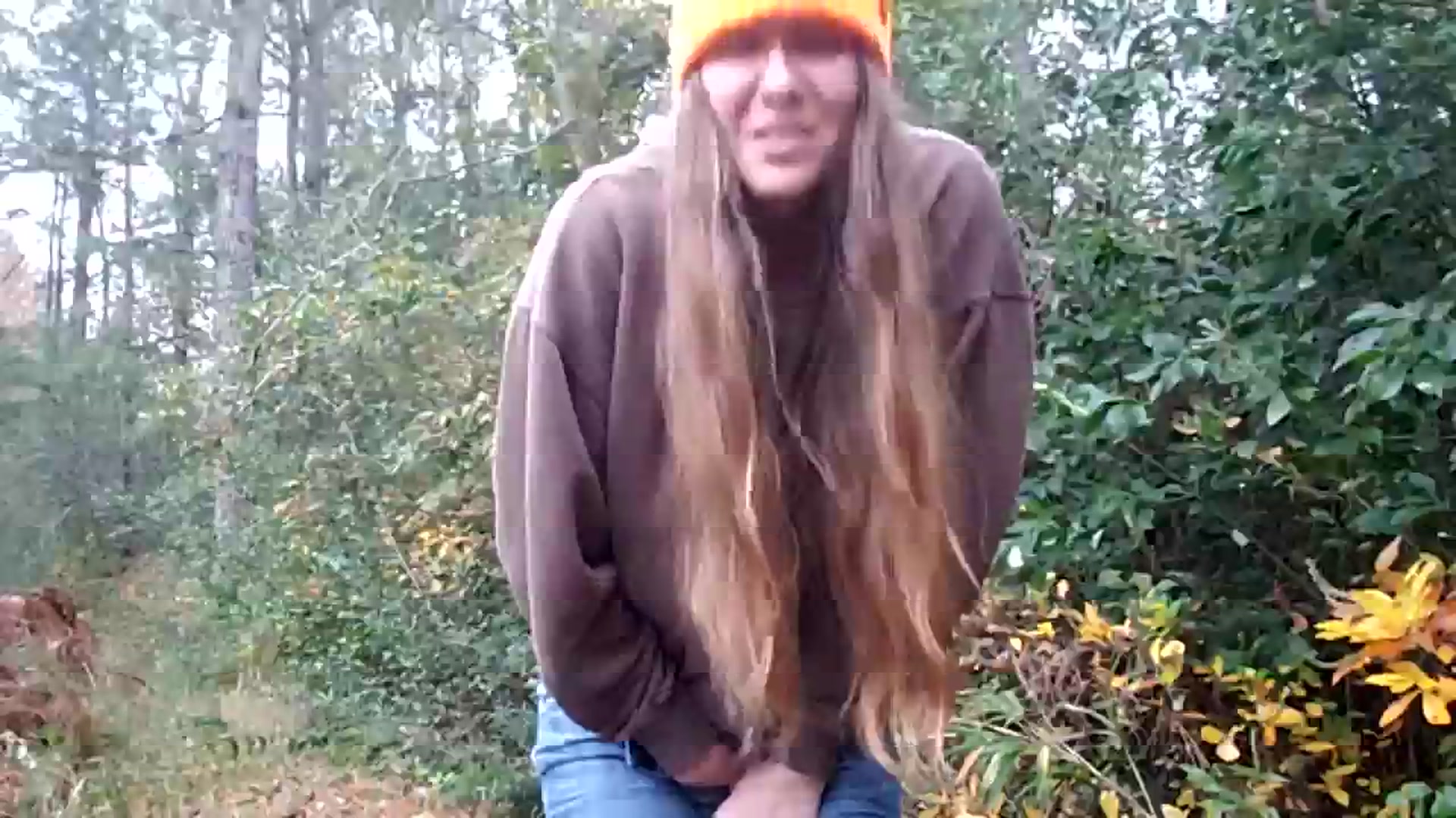 Gallery image thumbnail from GirlOffGrid's myfreecams stream on, 11/12/2023, 22:33 image 12 of 20