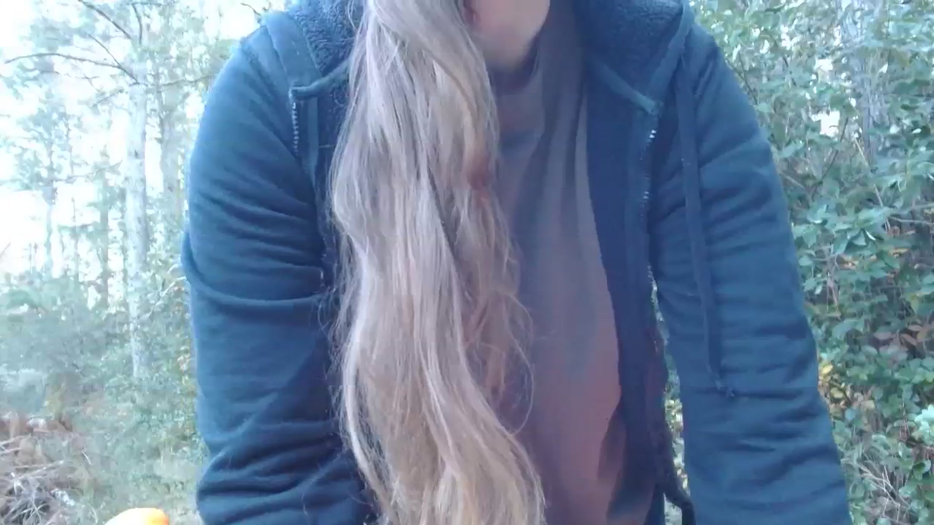 Gallery image thumbnail from GirlOffGrid's myfreecams stream on, 11/13/2023, 22:25 image 8 of 20