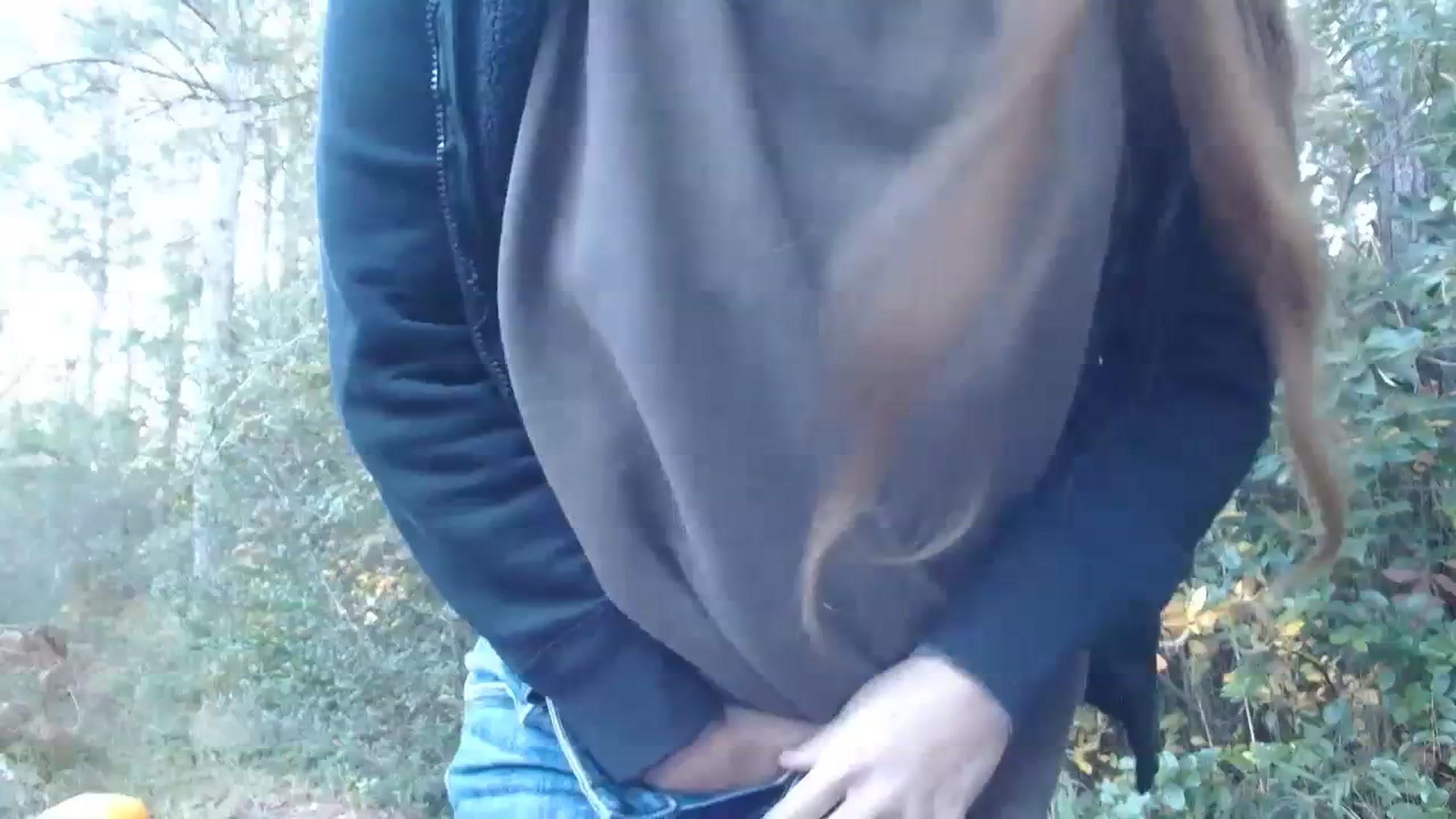 Gallery image thumbnail from GirlOffGrid's myfreecams stream on, 11/13/2023, 22:25 image 1 of 20