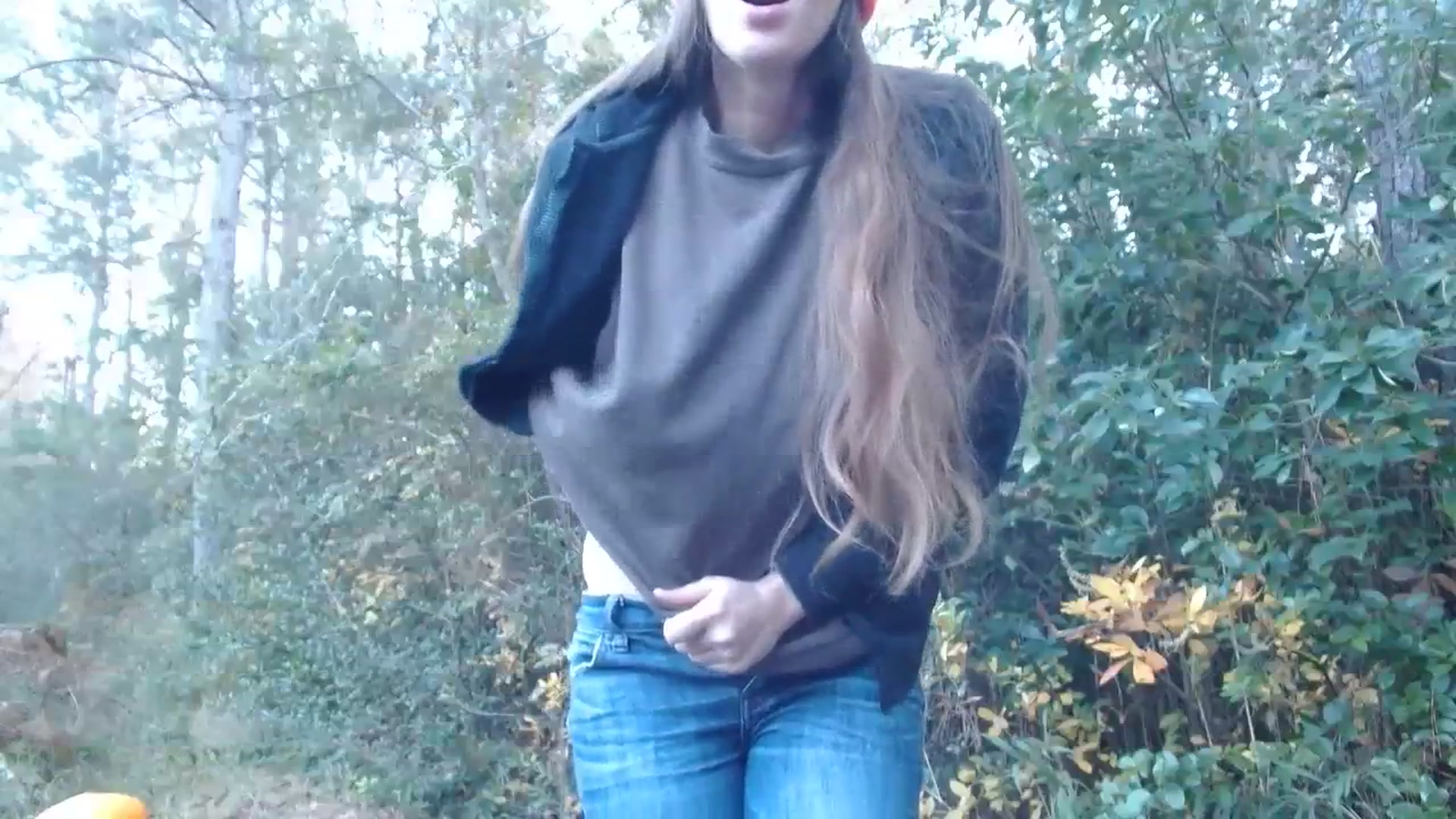 Gallery image thumbnail from GirlOffGrid's myfreecams stream on, 11/13/2023, 22:25 image 4 of 20