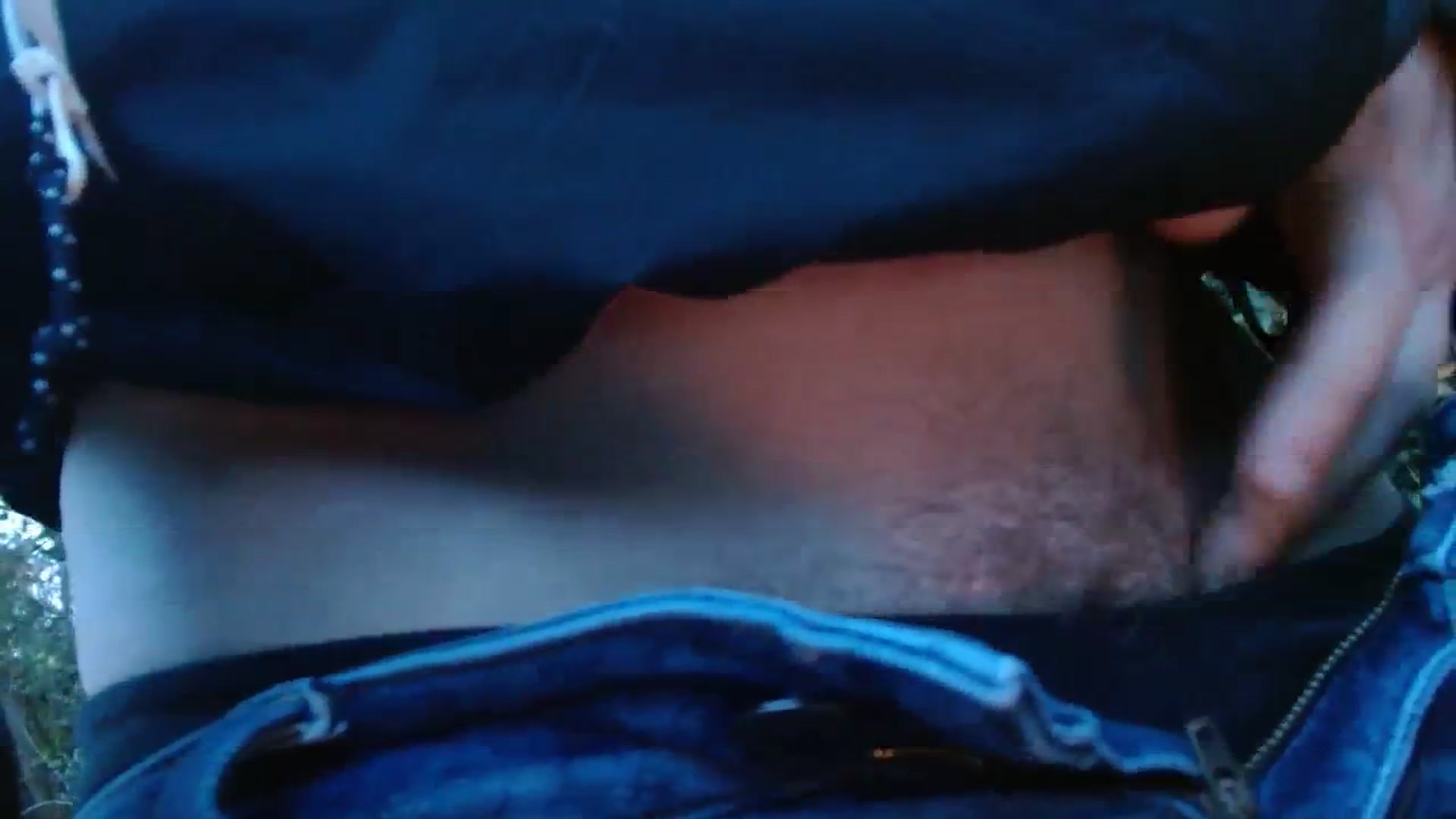 Gallery image thumbnail from GirlOffGrid's myfreecams stream on, 11/14/2023, 22:17 image 19 of 20