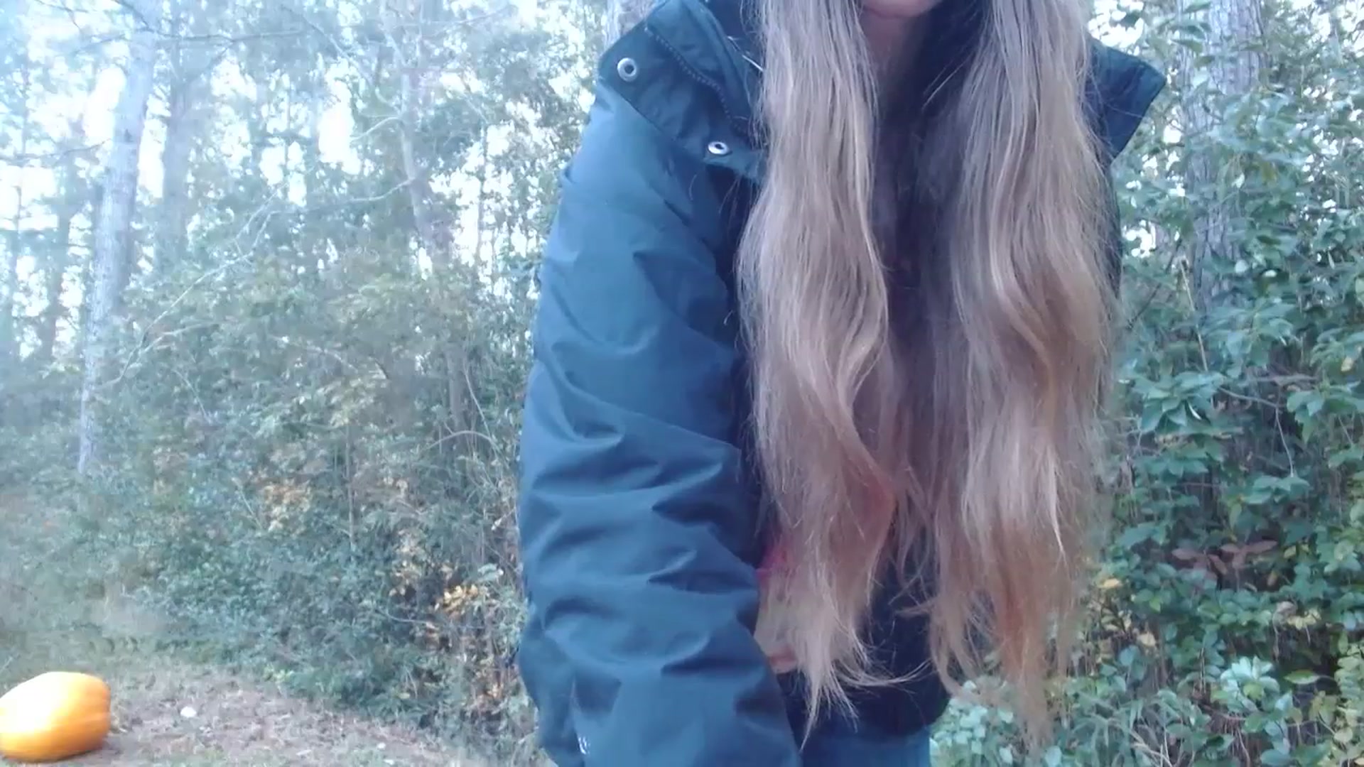 Gallery image thumbnail from GirlOffGrid's myfreecams stream on, 11/14/2023, 22:17 image 4 of 20
