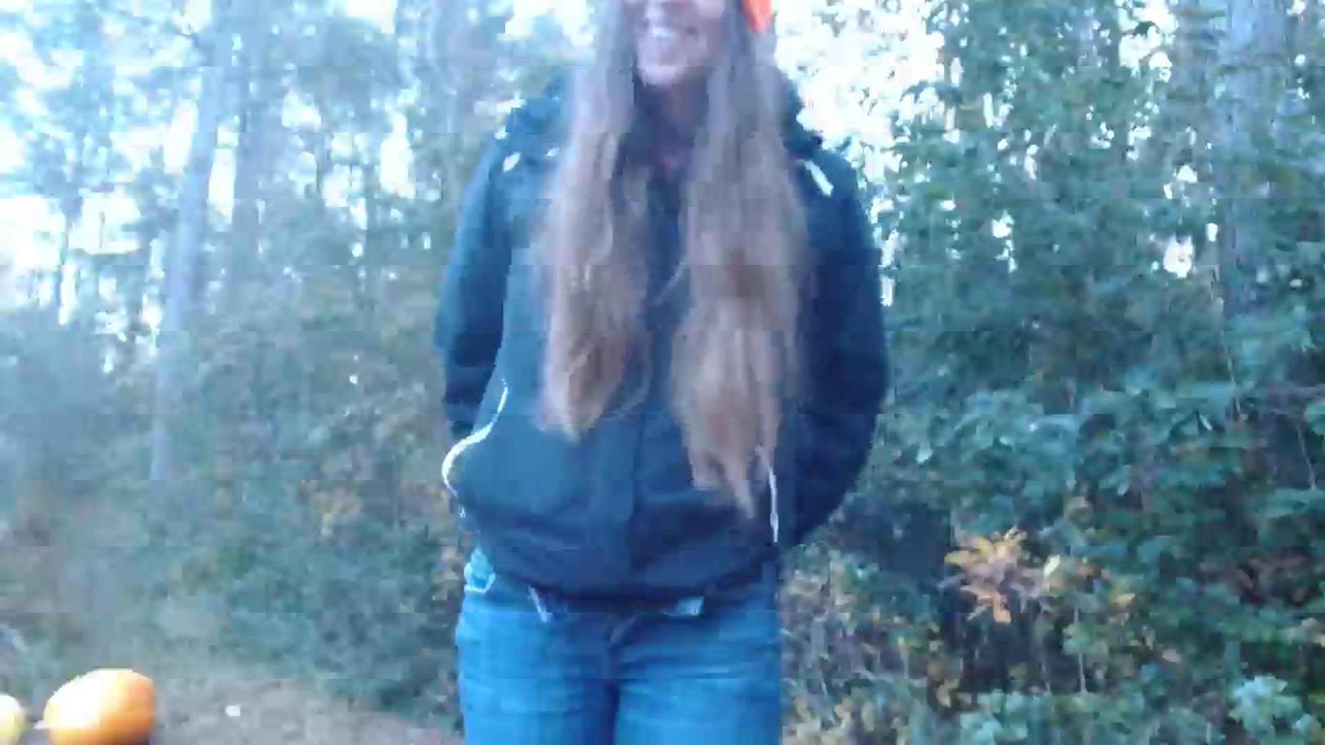 Gallery image thumbnail from GirlOffGrid's myfreecams stream on, 11/14/2023, 22:17 image 15 of 20