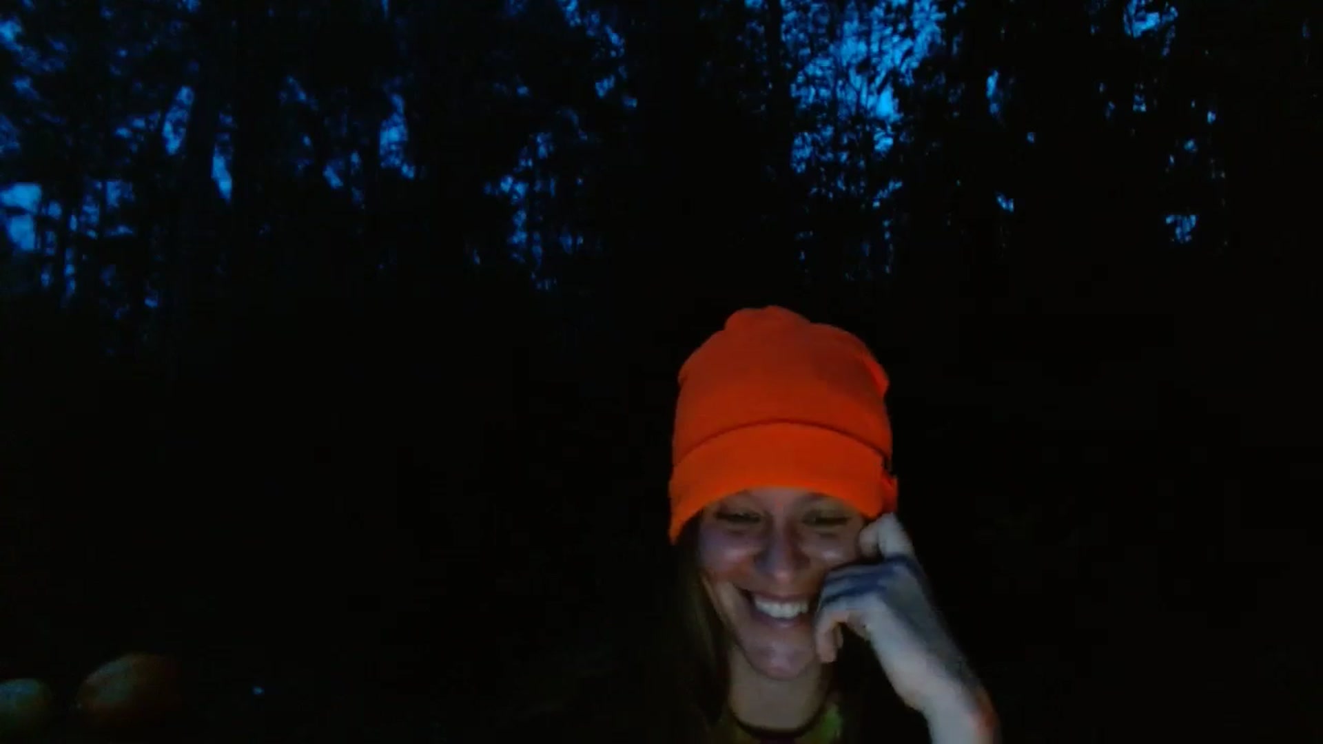 Gallery image thumbnail from GirlOffGrid's myfreecams stream on, 11/14/2023, 22:34 image 15 of 20