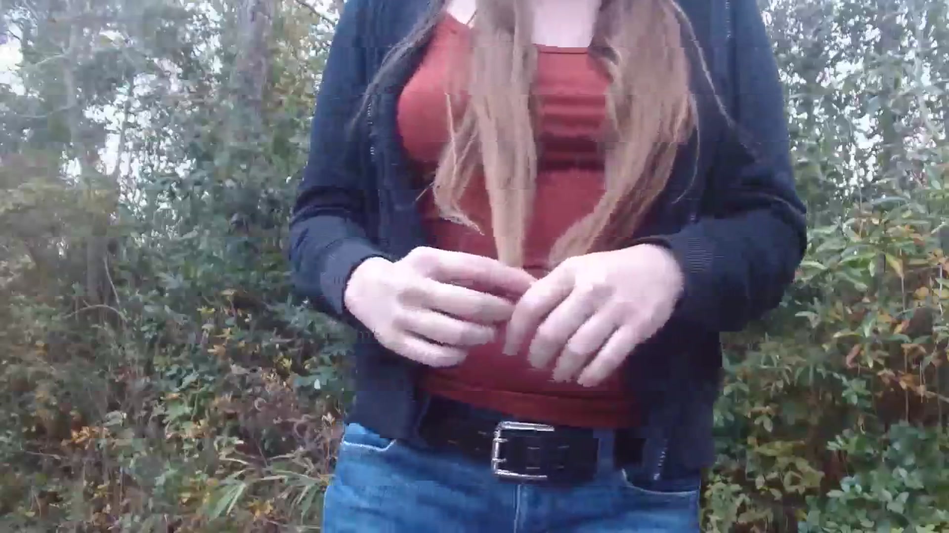 Gallery image thumbnail from GirlOffGrid's myfreecams stream on, 11/16/2023, 21:33 image 19 of 20
