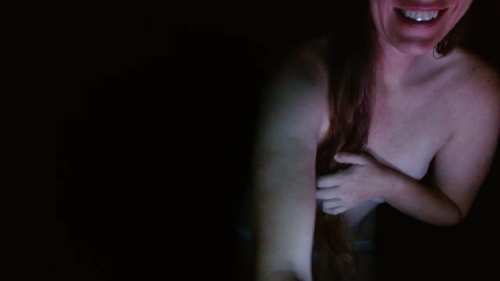 Gallery image thumbnail from GirlOffGrid's myfreecams stream on, 11/16/2023, 23:31 image 16 of 20