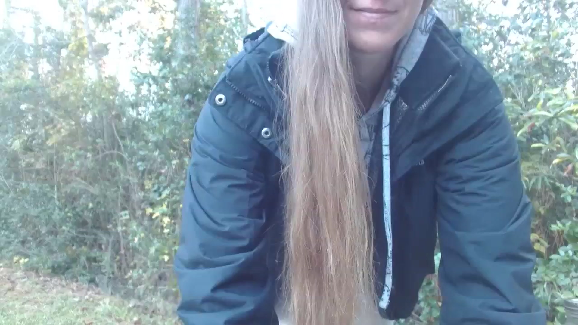 Gallery image thumbnail from GirlOffGrid's myfreecams stream on, 11/19/2023, 21:34 image 5 of 20