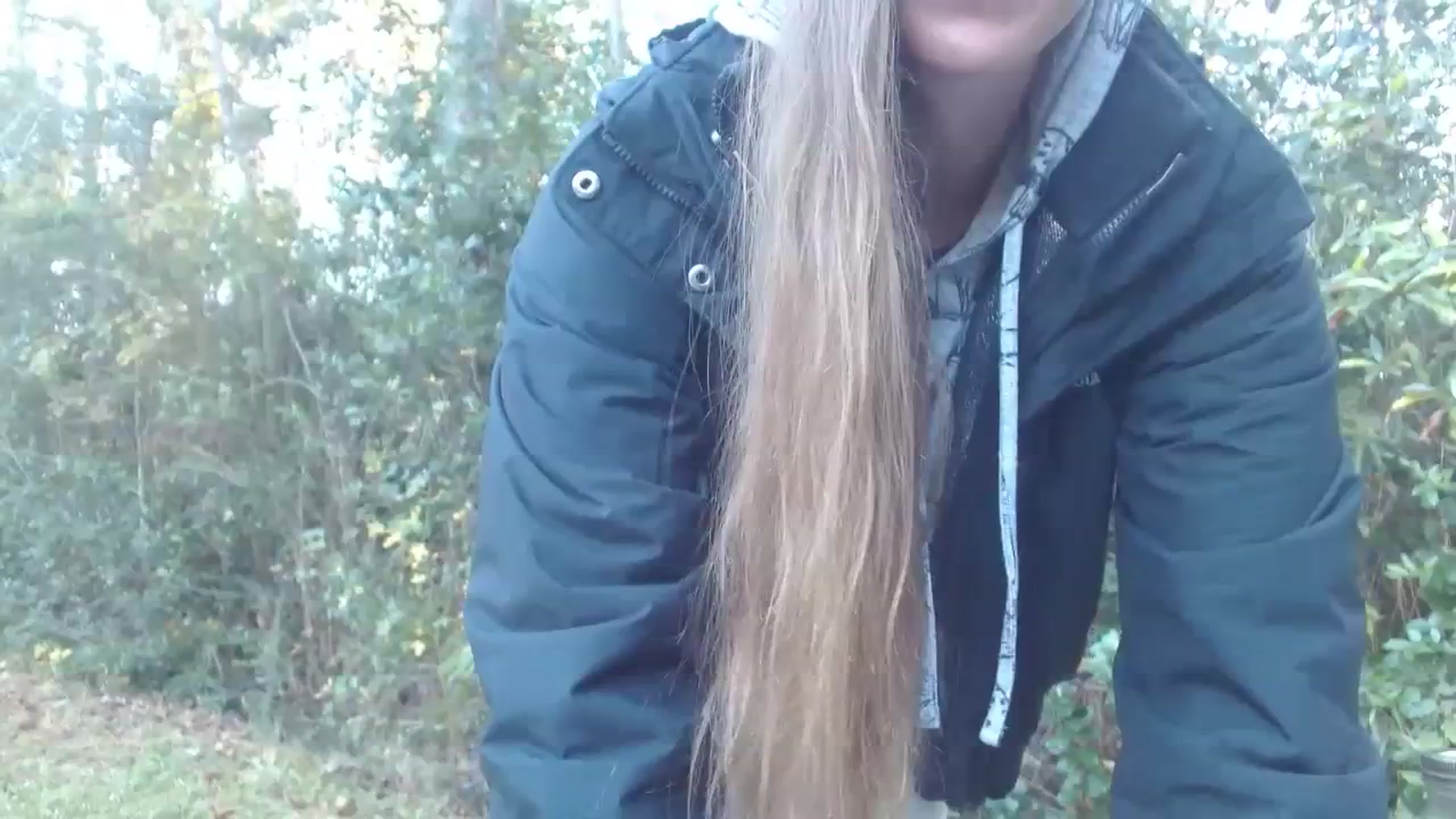 Gallery image thumbnail from GirlOffGrid's myfreecams stream on, 11/19/2023, 21:34 image 7 of 20