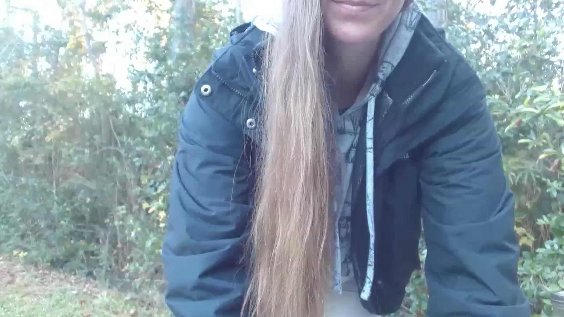 Gallery image thumbnail from GirlOffGrid's myfreecams stream on, 11/19/2023, 21:34 image 6 of 20