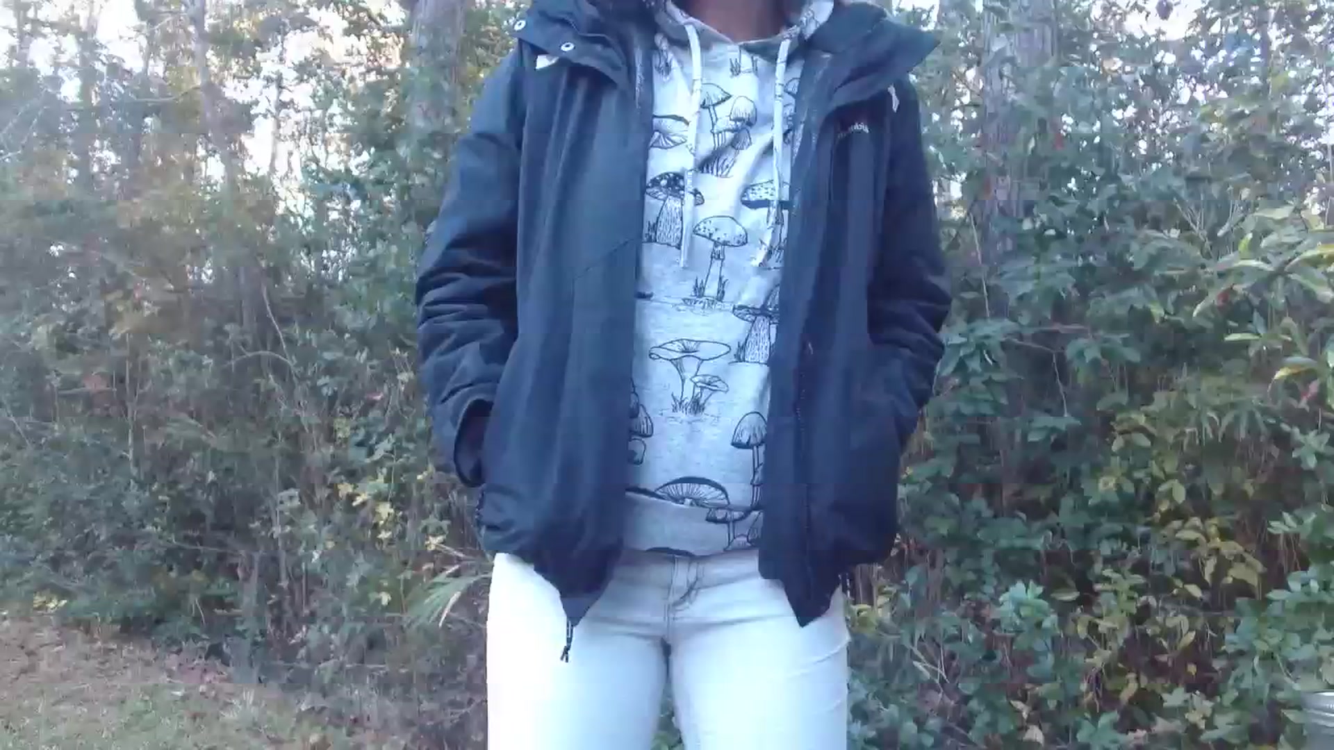 Gallery image thumbnail from GirlOffGrid's myfreecams stream on, 11/19/2023, 21:34 image 1 of 20