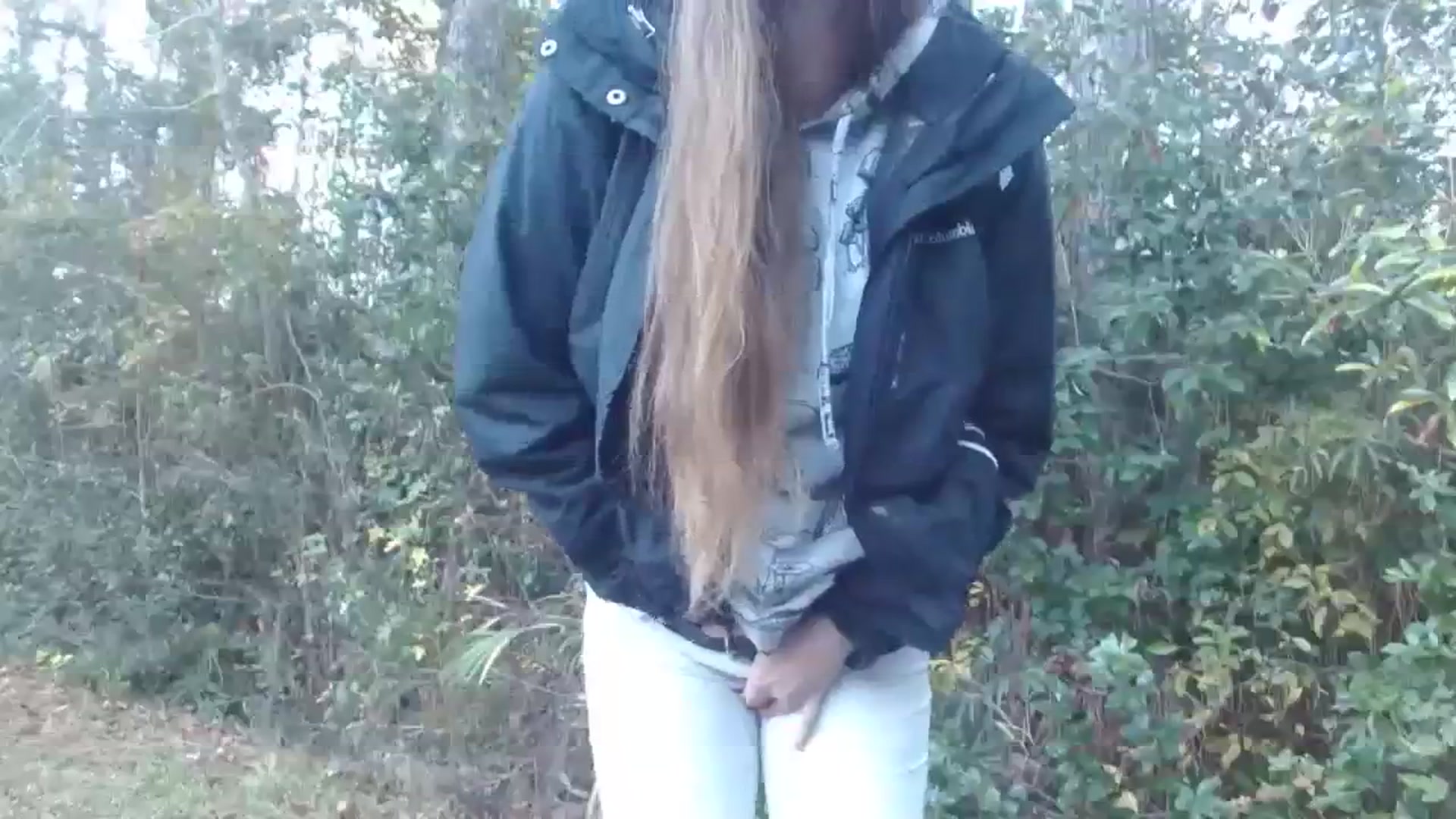 Gallery image thumbnail from GirlOffGrid's myfreecams stream on, 11/19/2023, 21:54 image 6 of 20