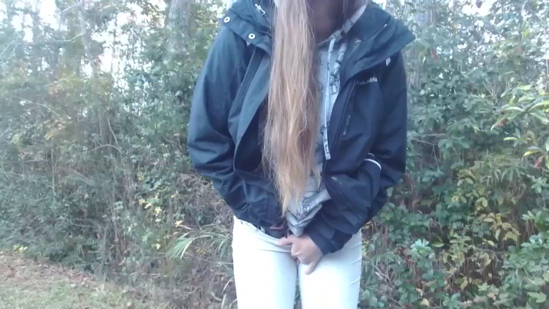 Gallery image thumbnail from GirlOffGrid's myfreecams stream on, 11/19/2023, 21:54 image 7 of 20
