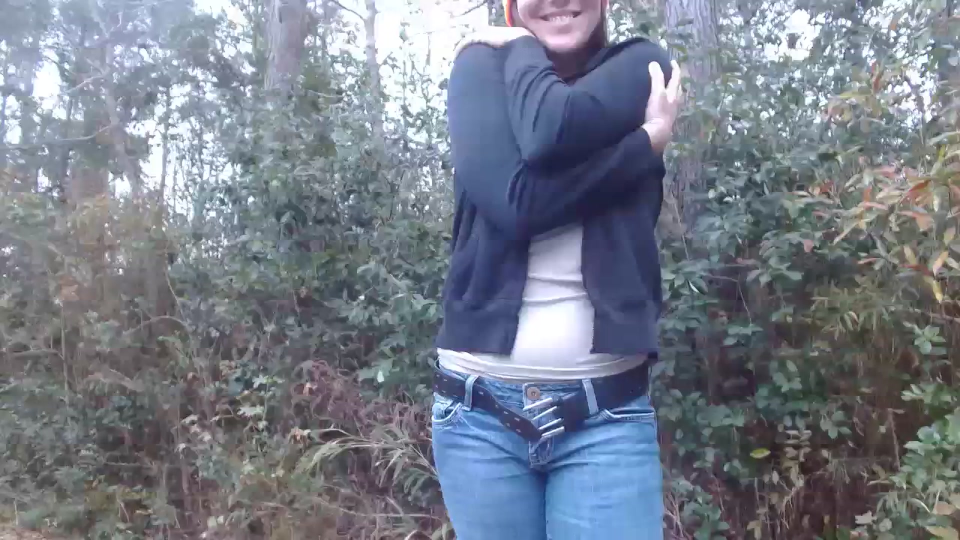 Gallery image thumbnail from GirlOffGrid's myfreecams stream on, 12/01/2023, 21:43 image 17 of 20