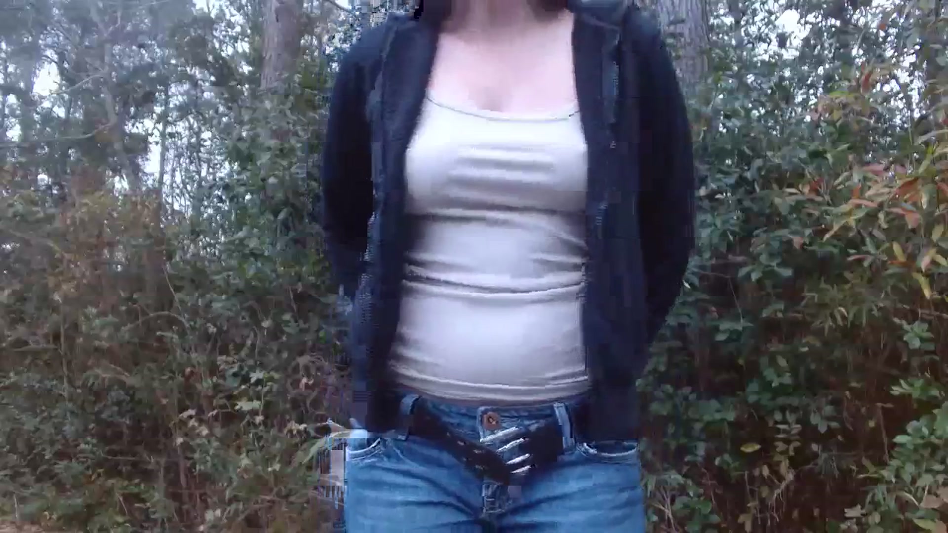 Gallery image thumbnail from GirlOffGrid's myfreecams stream on, 12/01/2023, 21:43 image 18 of 20