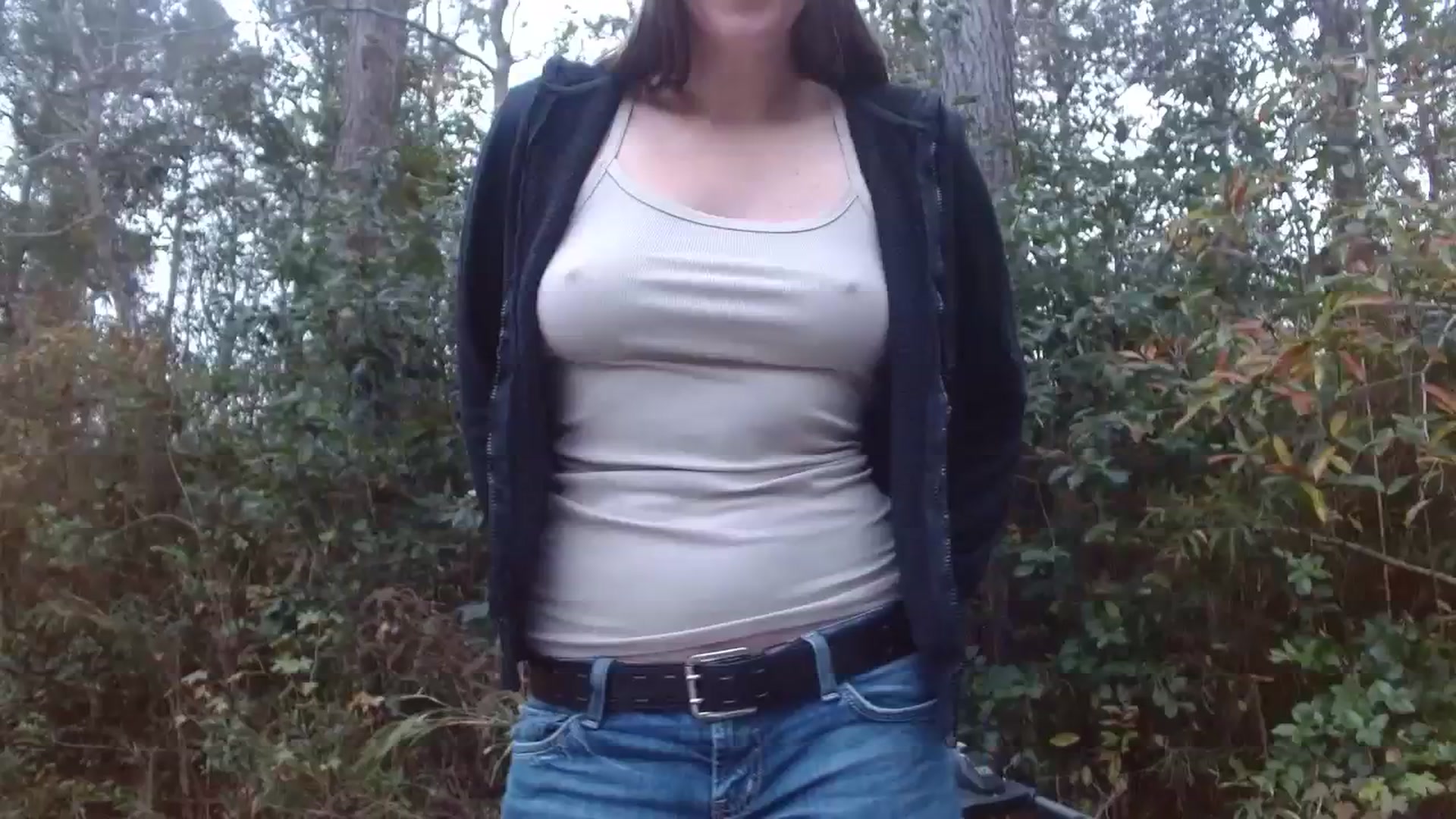 Gallery image thumbnail from GirlOffGrid's myfreecams stream on, 12/01/2023, 21:43 image 1 of 20