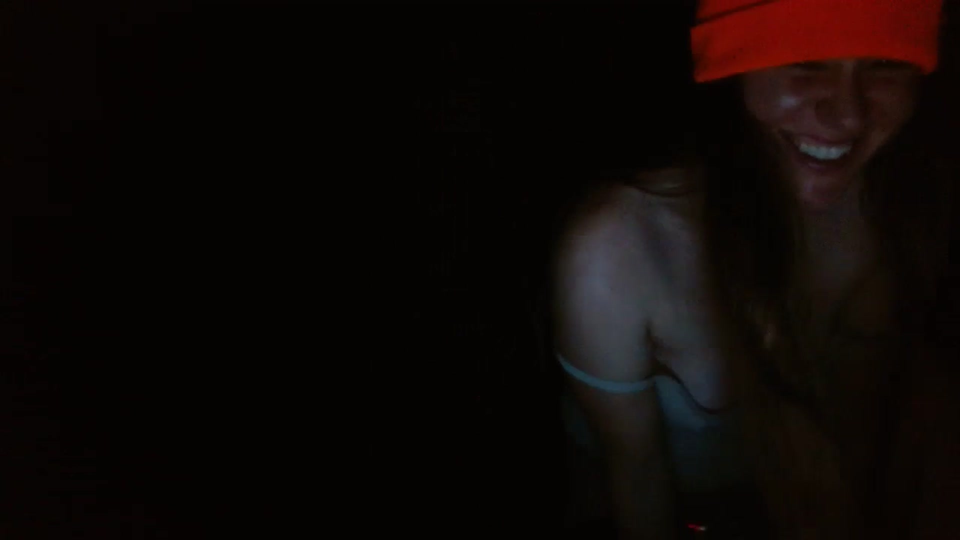 Gallery image thumbnail from GirlOffGrid's myfreecams stream on, 12/01/2023, 23:55 image 3 of 20