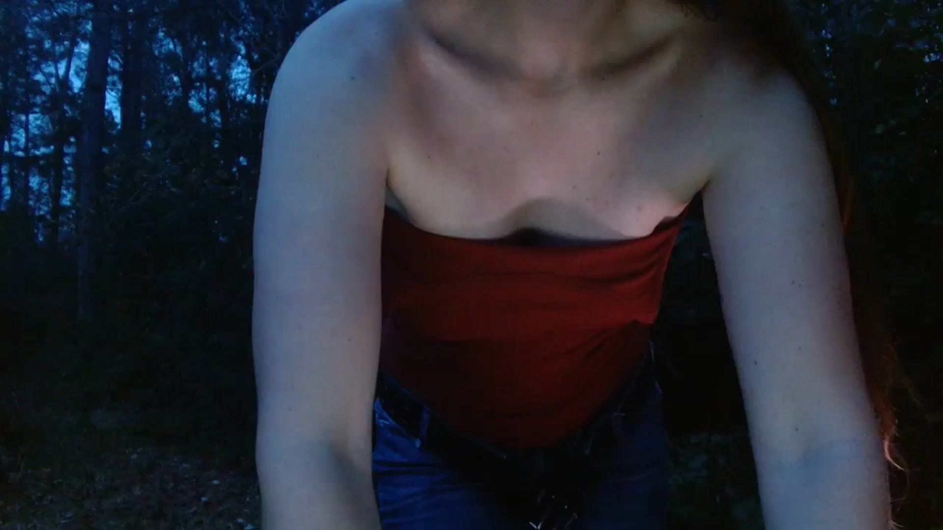 Gallery image thumbnail from GirlOffGrid's myfreecams stream on, 12/02/2023, 22:40 image 11 of 20